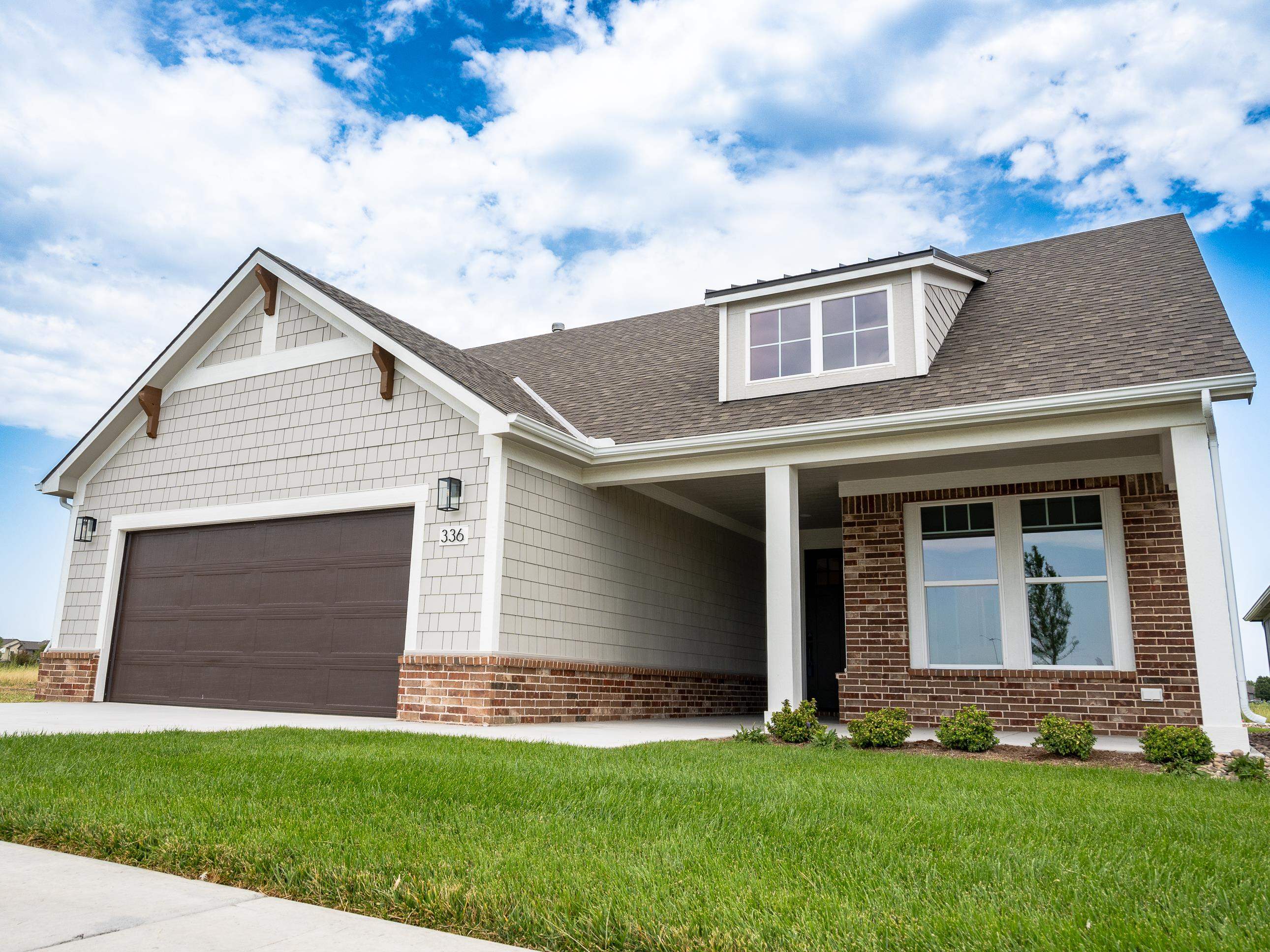 336 W Boxthorn Drive Andover KS 67002