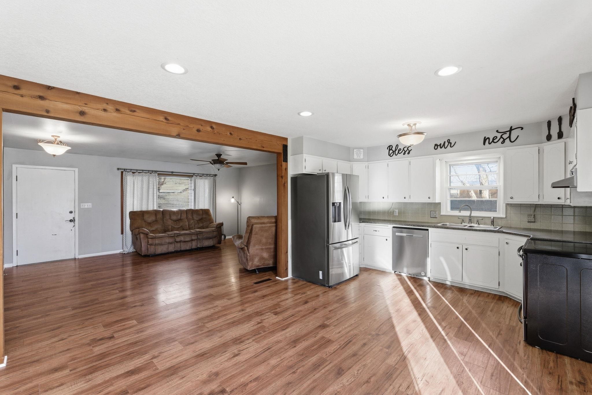 4428 Gunnison Street Bel Aire KS 67220