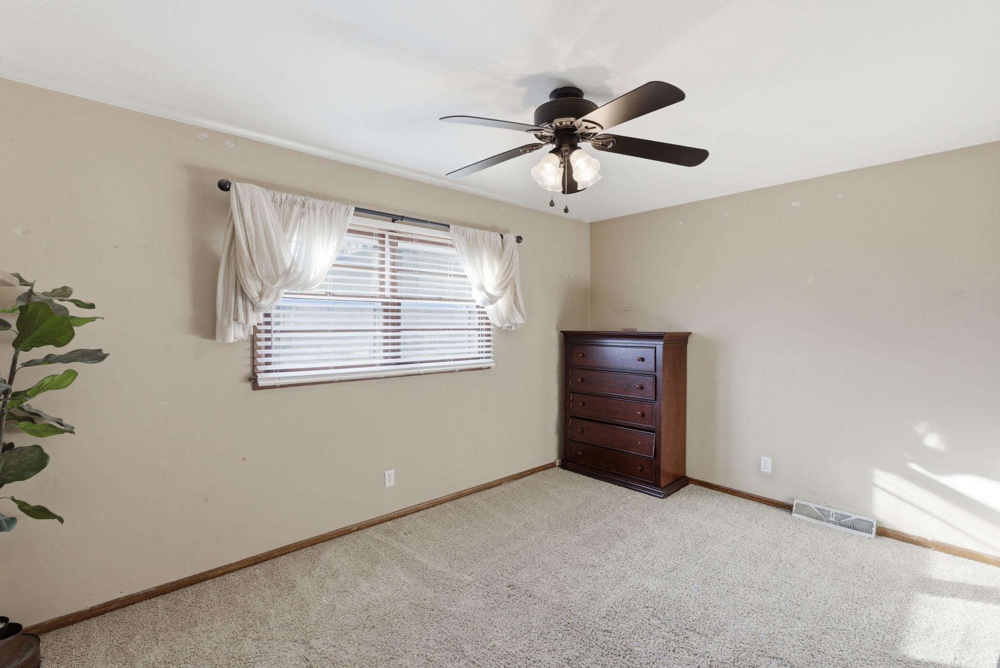 4428 Gunnison Street Bel Aire KS 67220
