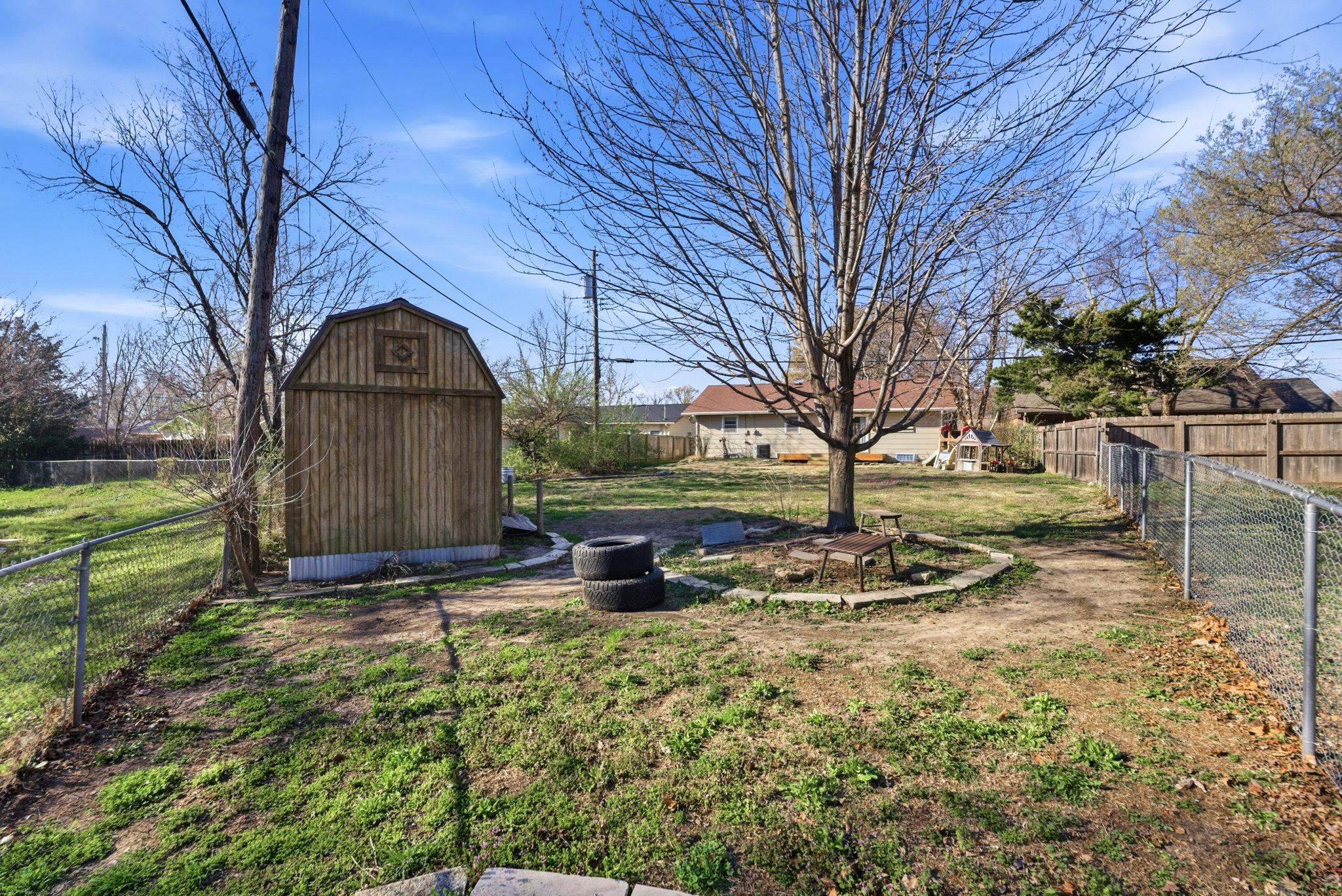 4428 Gunnison Street Bel Aire KS 67220