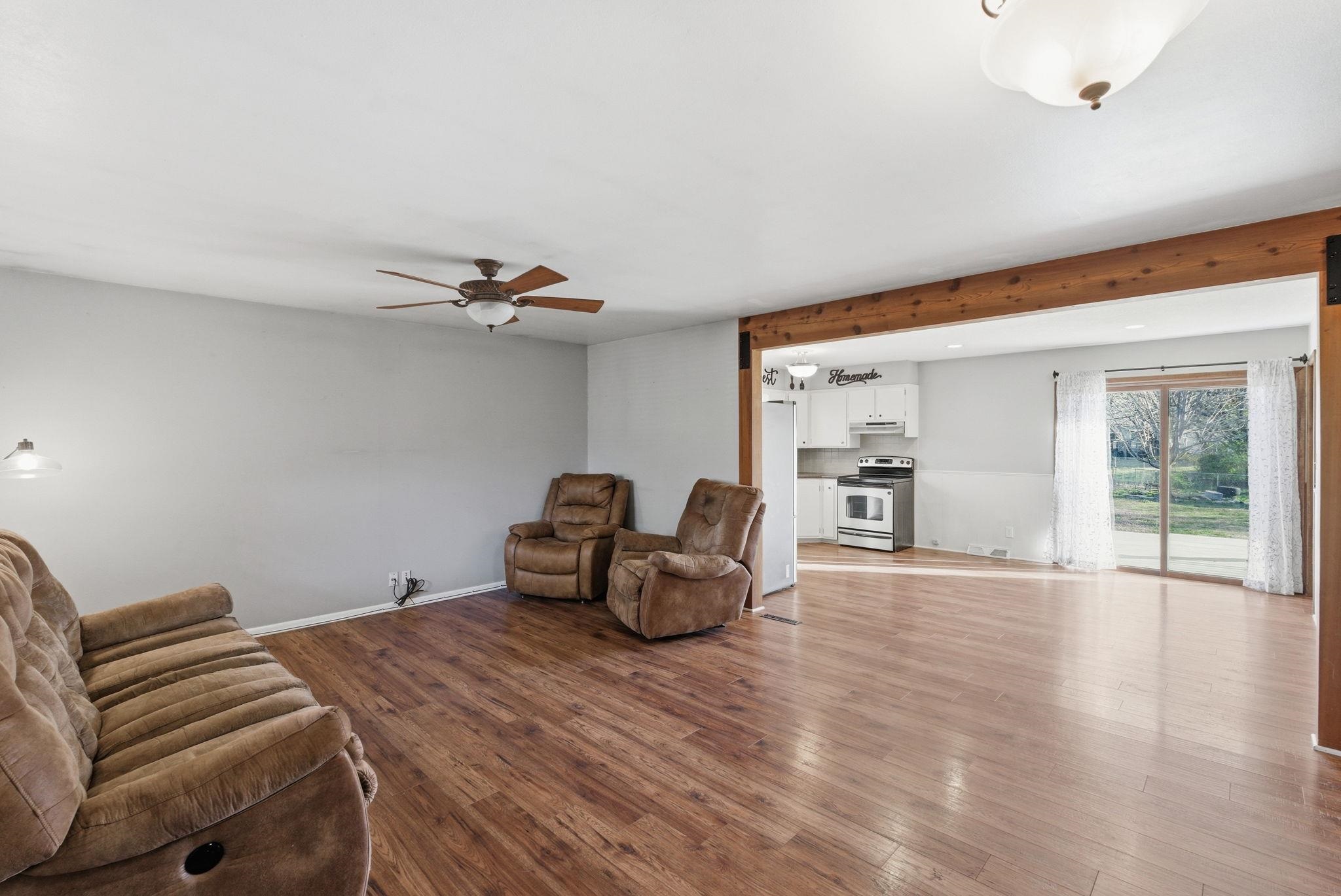 4428 Gunnison Street Bel Aire KS 67220