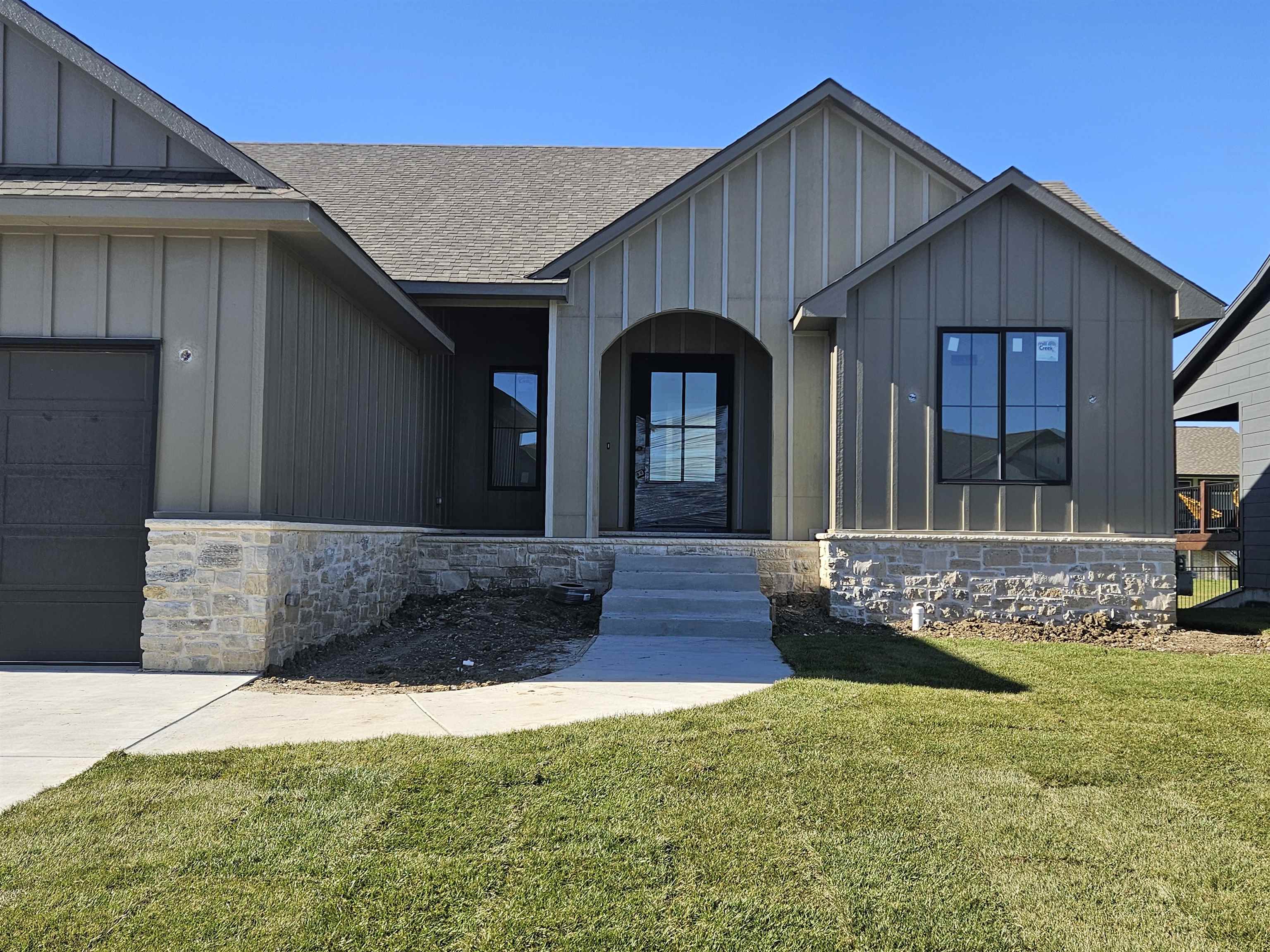 2541 N Bluestone Street Andover KS 67002