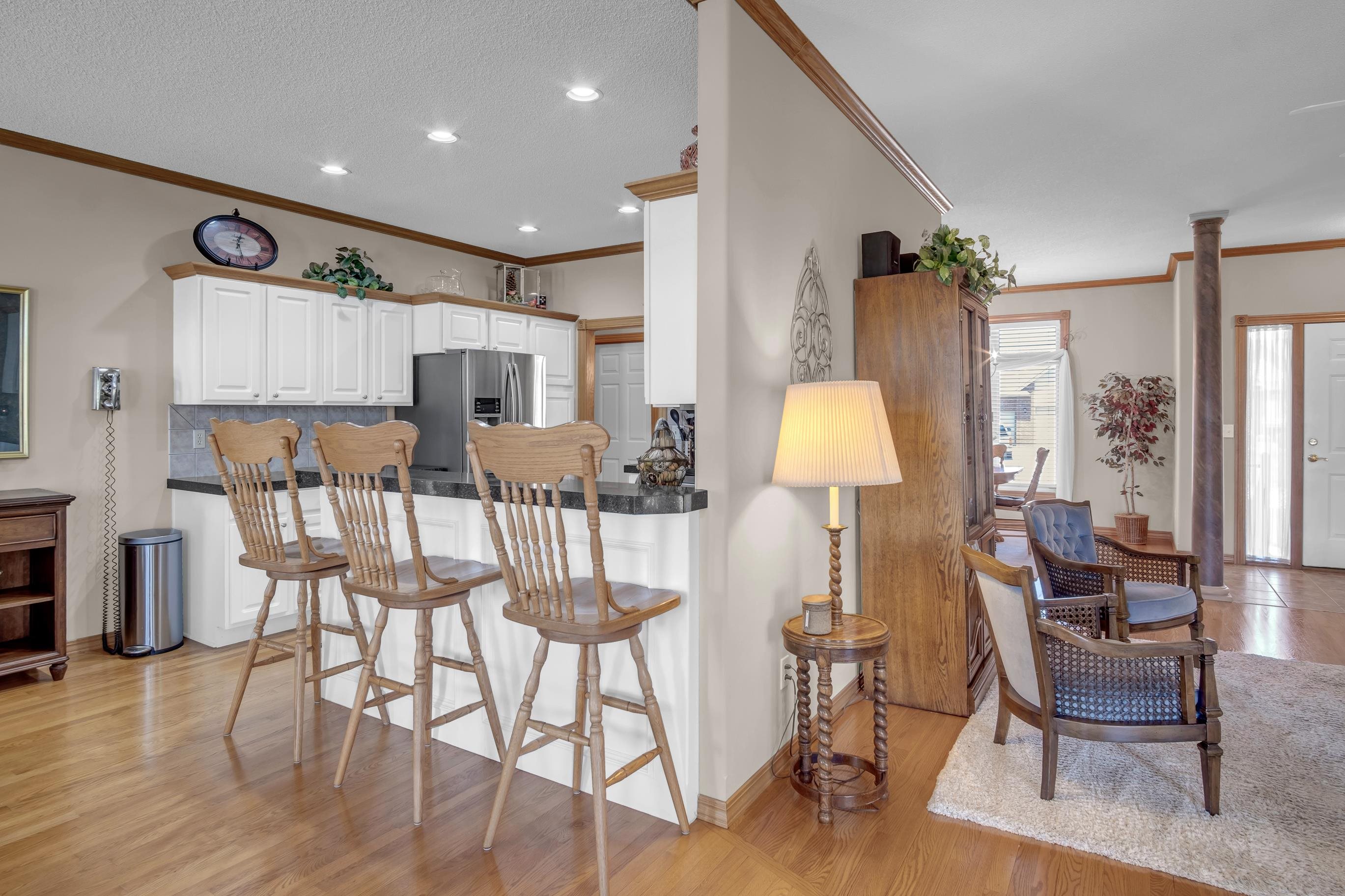 403 Witmarsum West North Newton KS 67117