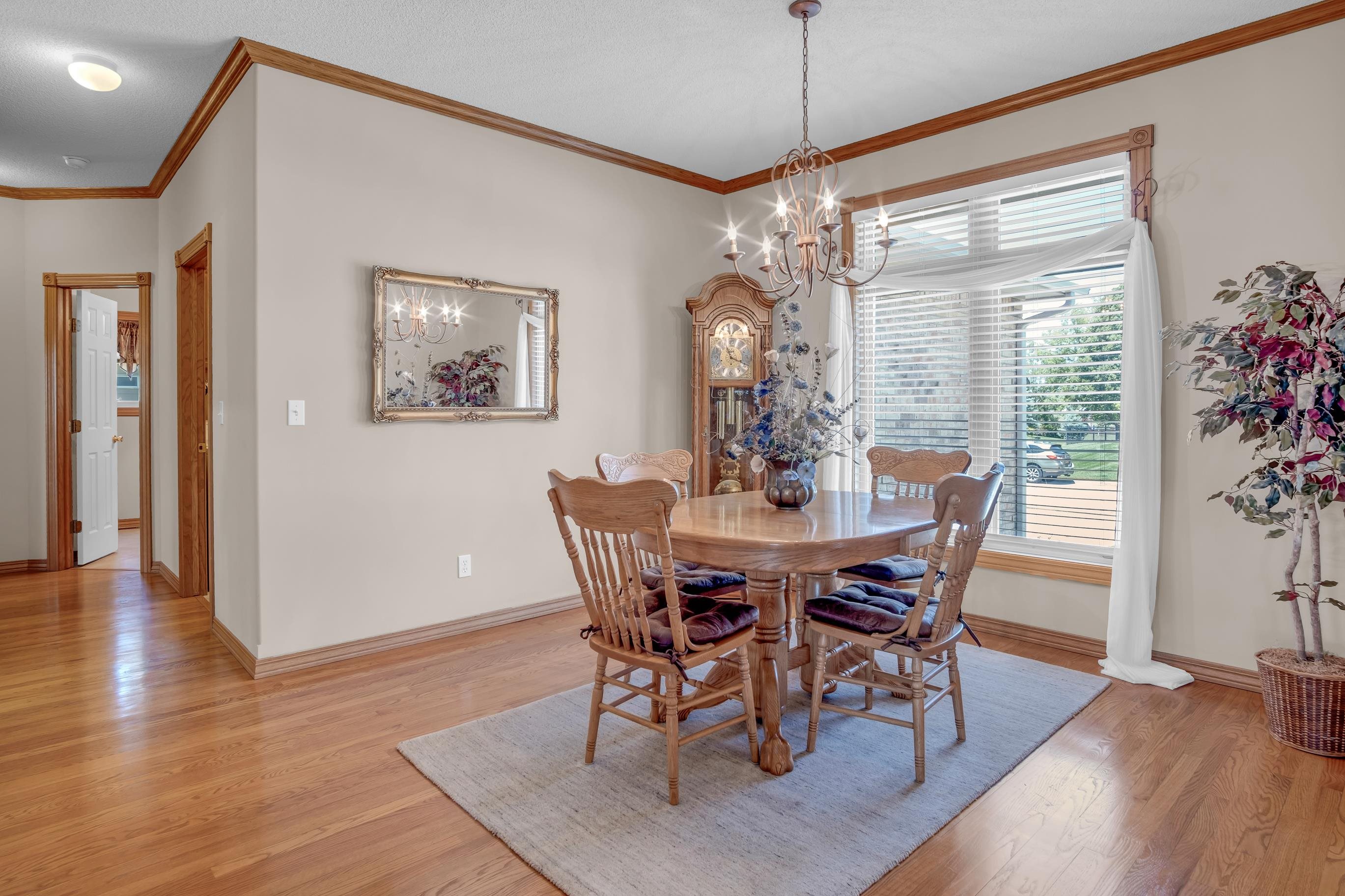 403 Witmarsum West North Newton KS 67117