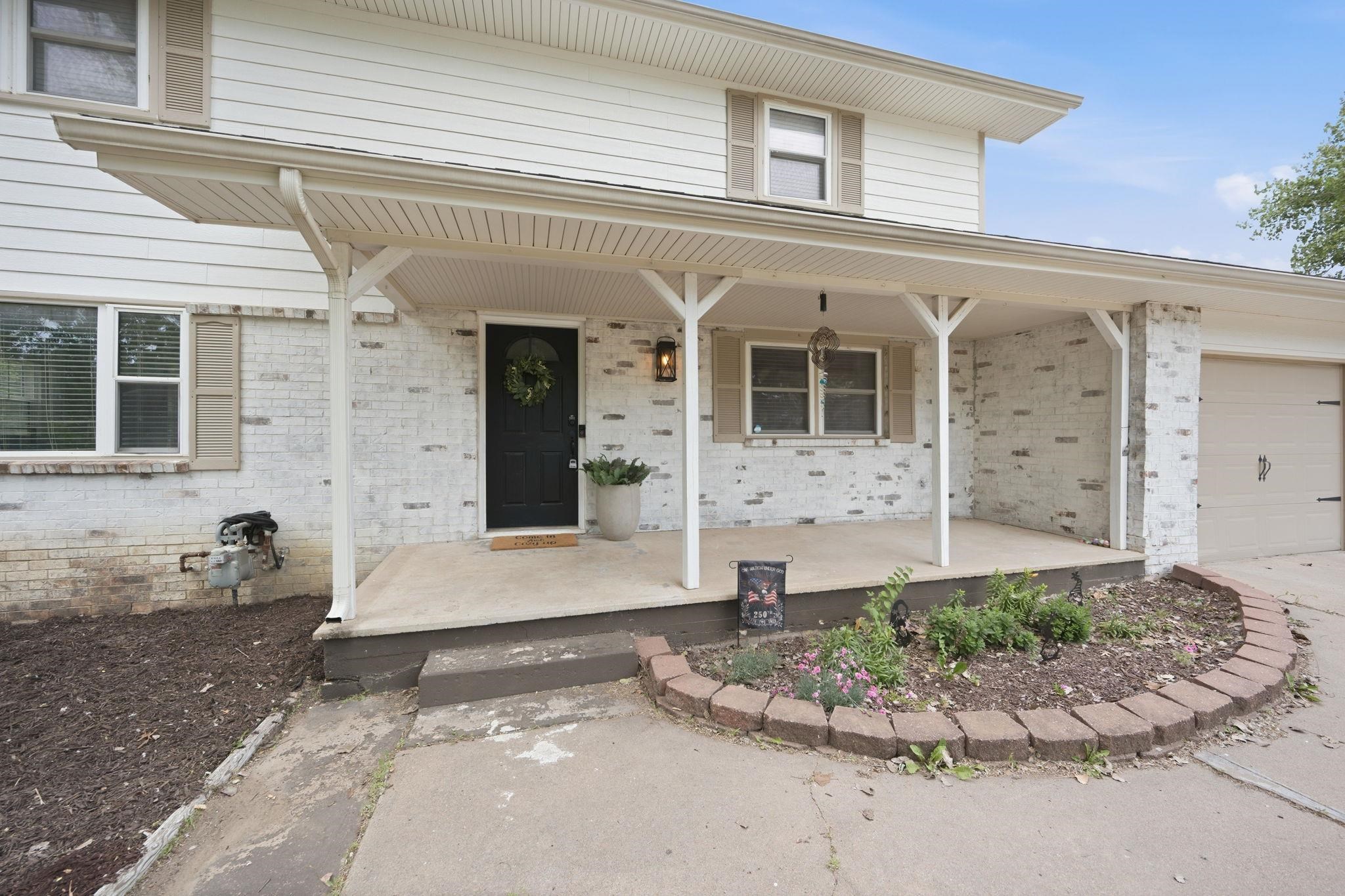 4645 N Hillcrest Avenue Bel Aire KS 67220