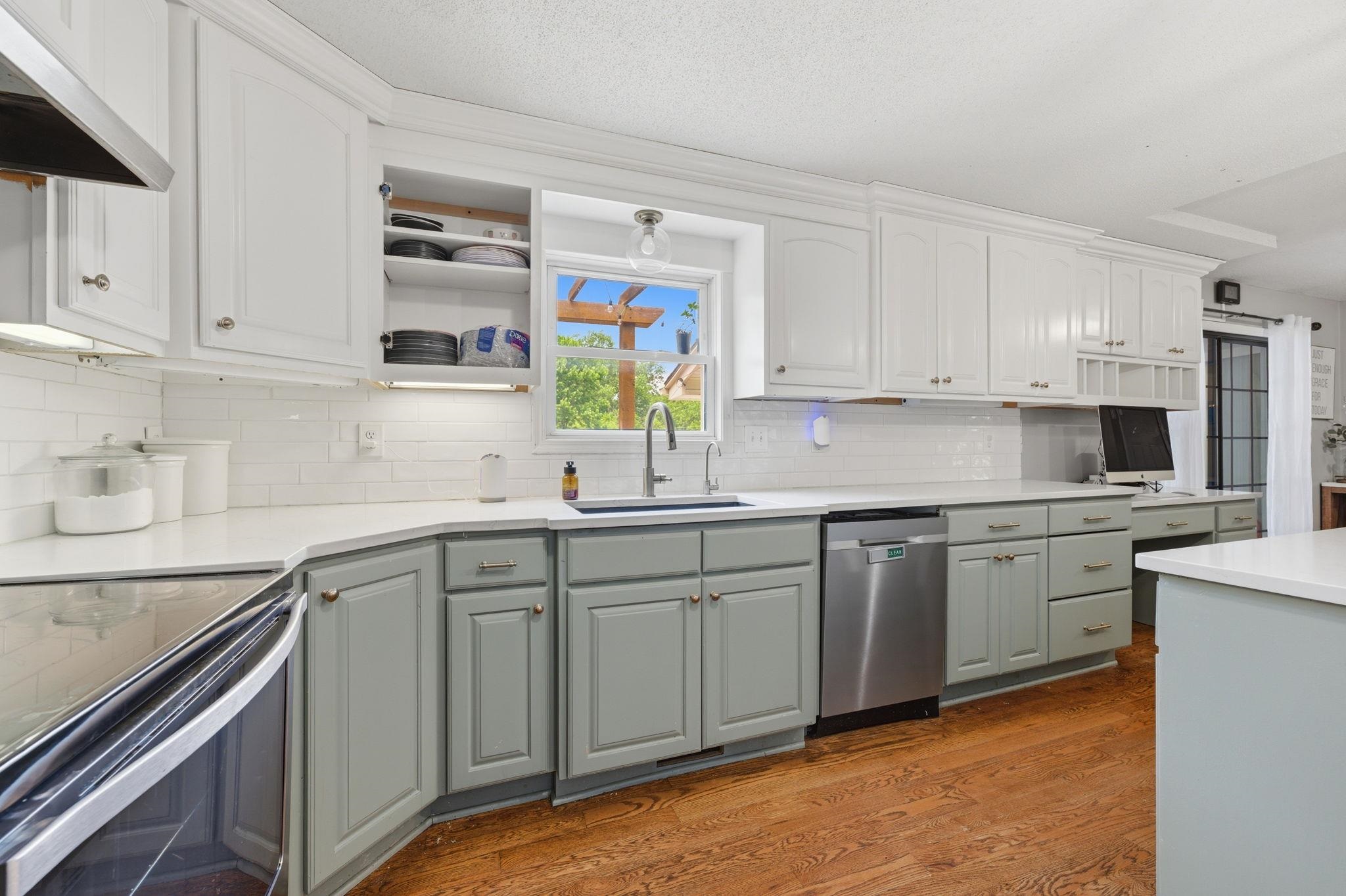4645 N Hillcrest Avenue Bel Aire KS 67220