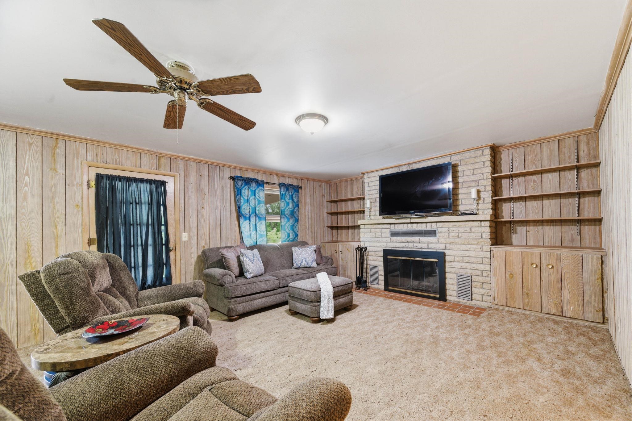 1701 N Sunset Drive Augusta KS 67010