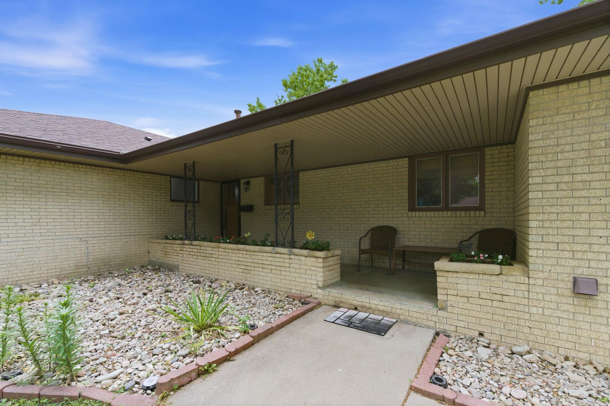 1701 N Sunset Drive Augusta KS 67010