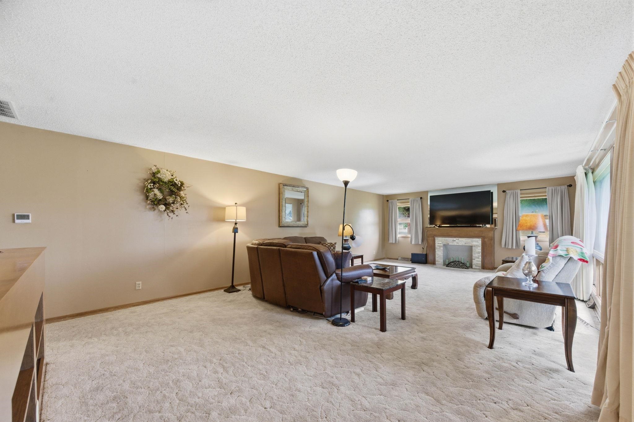 1701 N Sunset Drive Augusta KS 67010