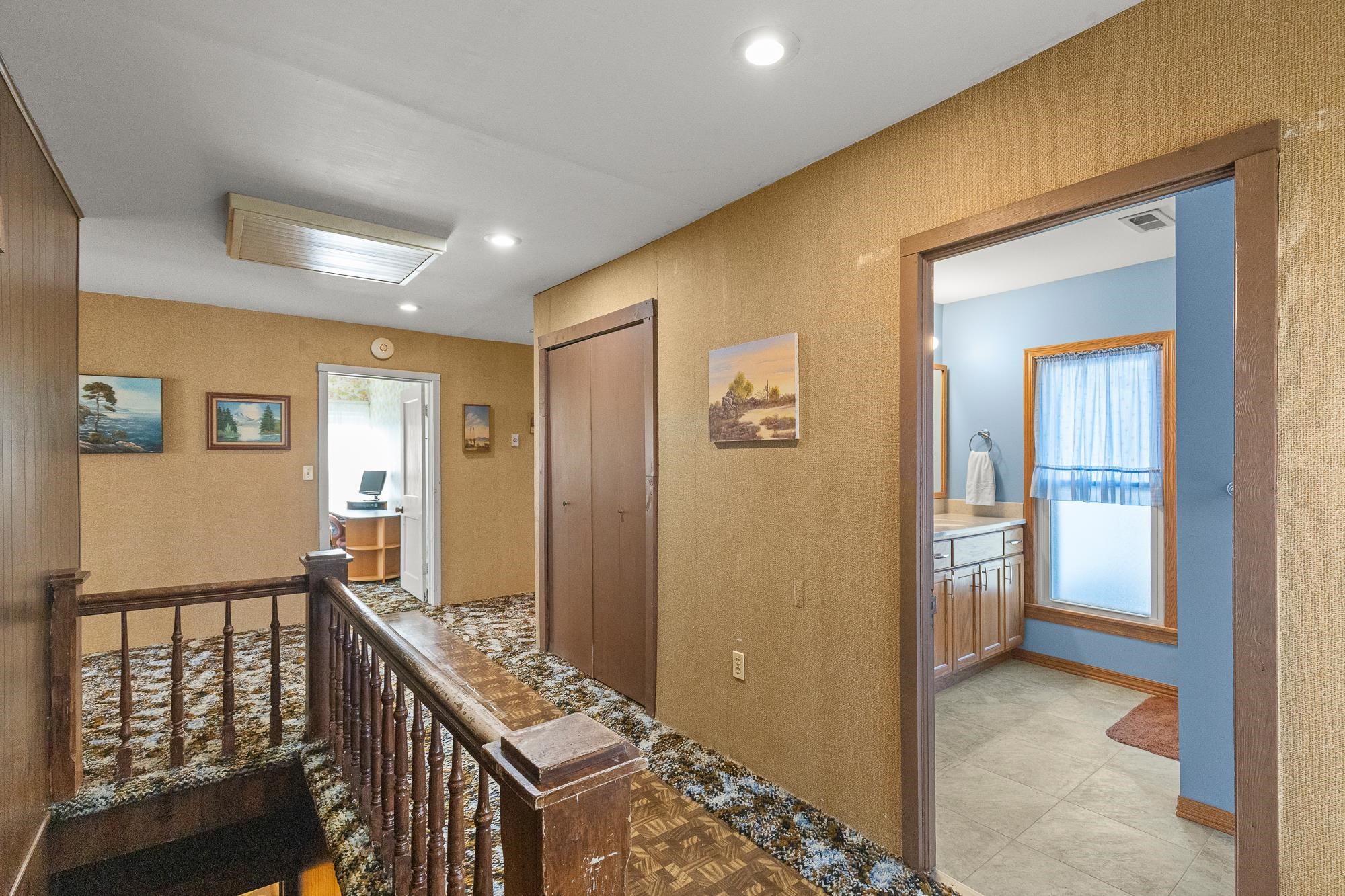109 E 2nd Street Haven KS 67543