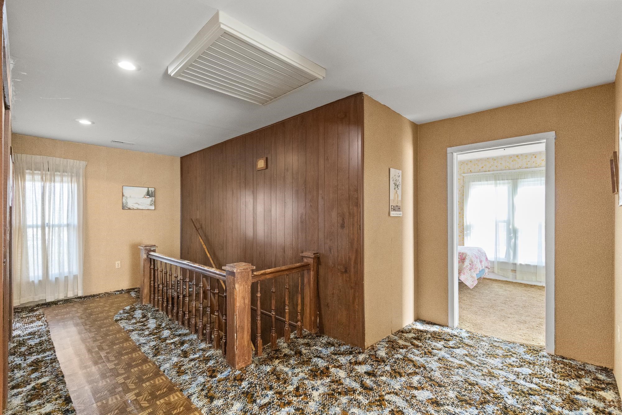 109 E 2nd Street Haven KS 67543