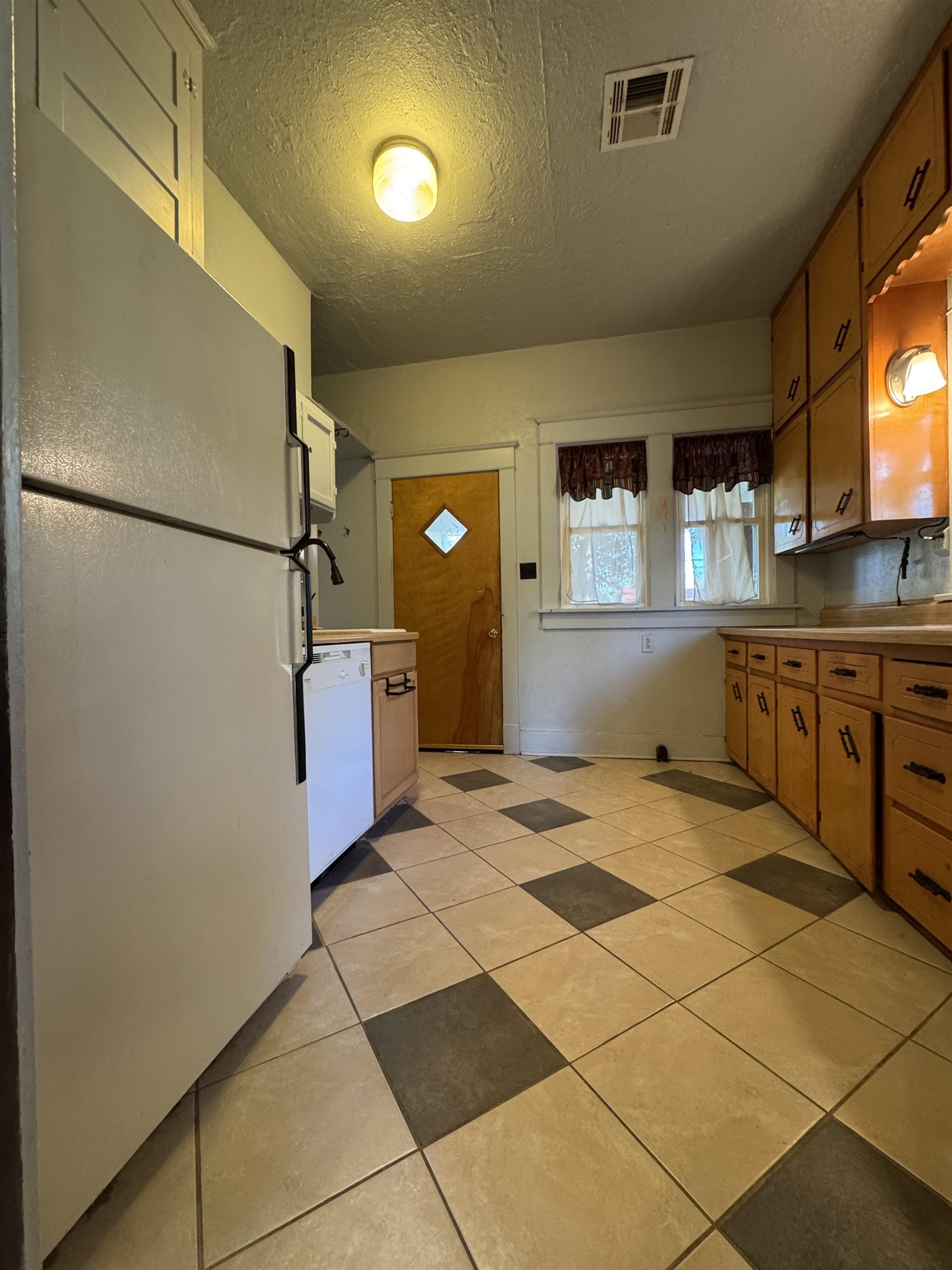 1003 S 2nd Street Arkansas City KS 67005