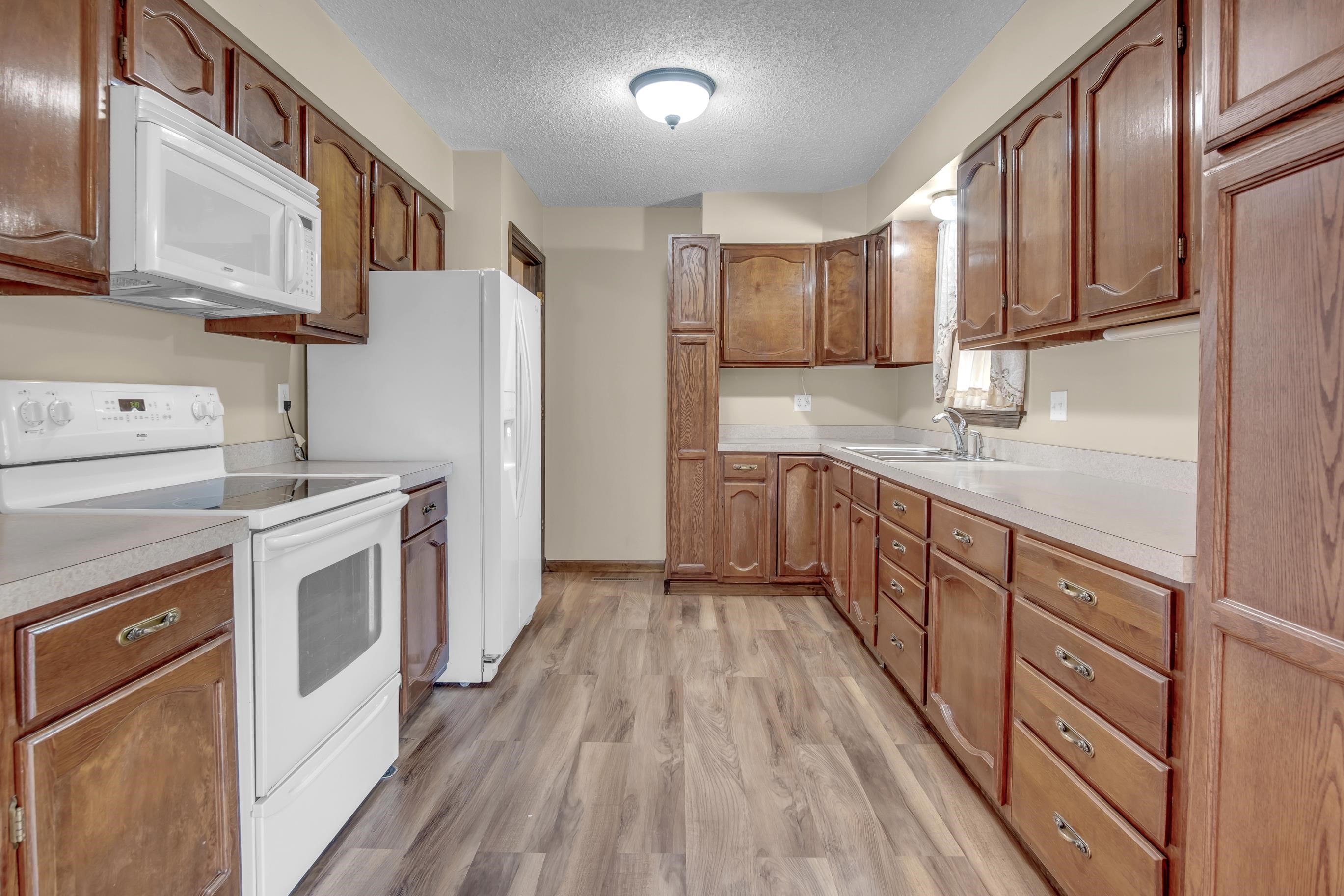 1604 Grandview Court Newton KS 67114