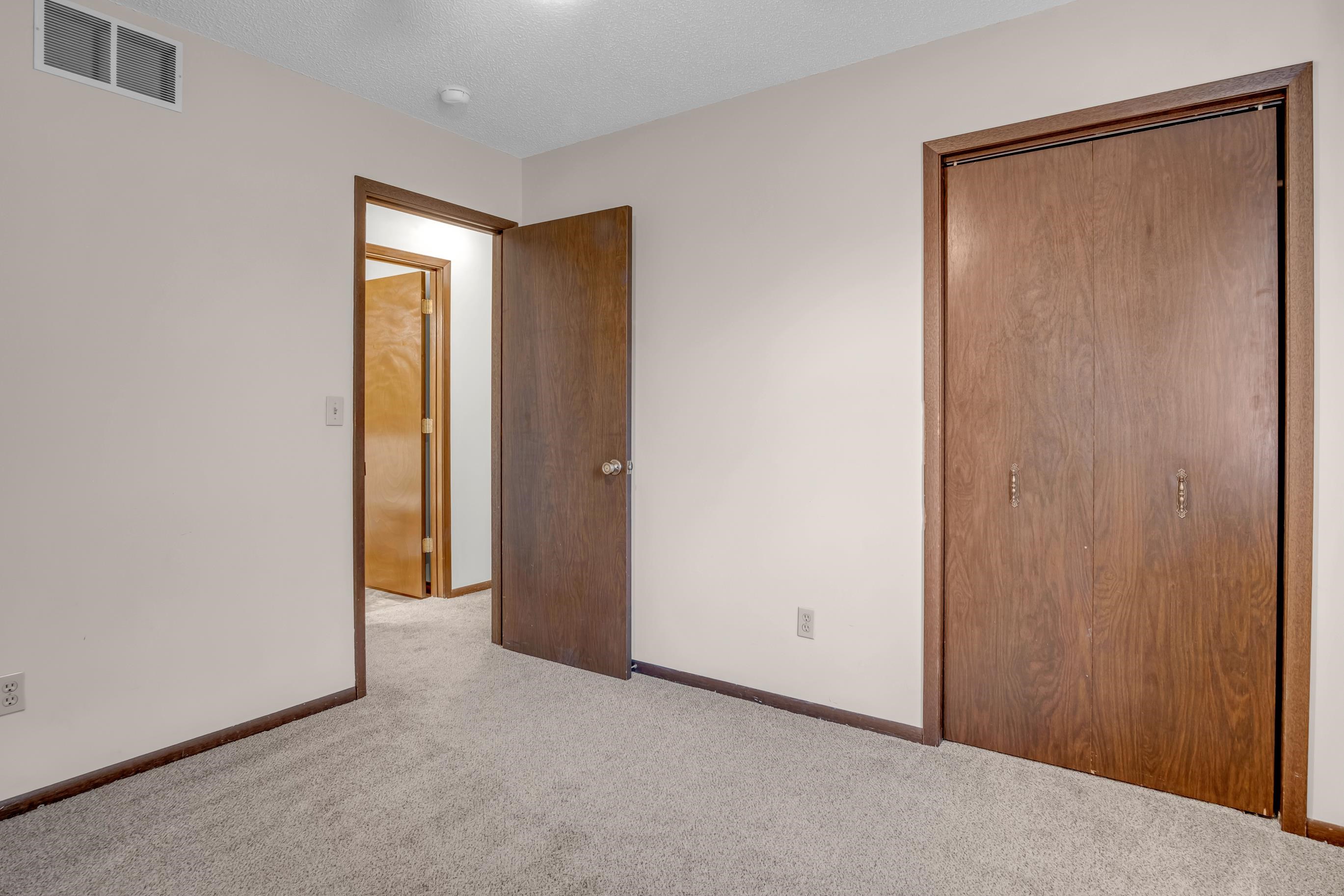 1604 Grandview Court Newton KS 67114