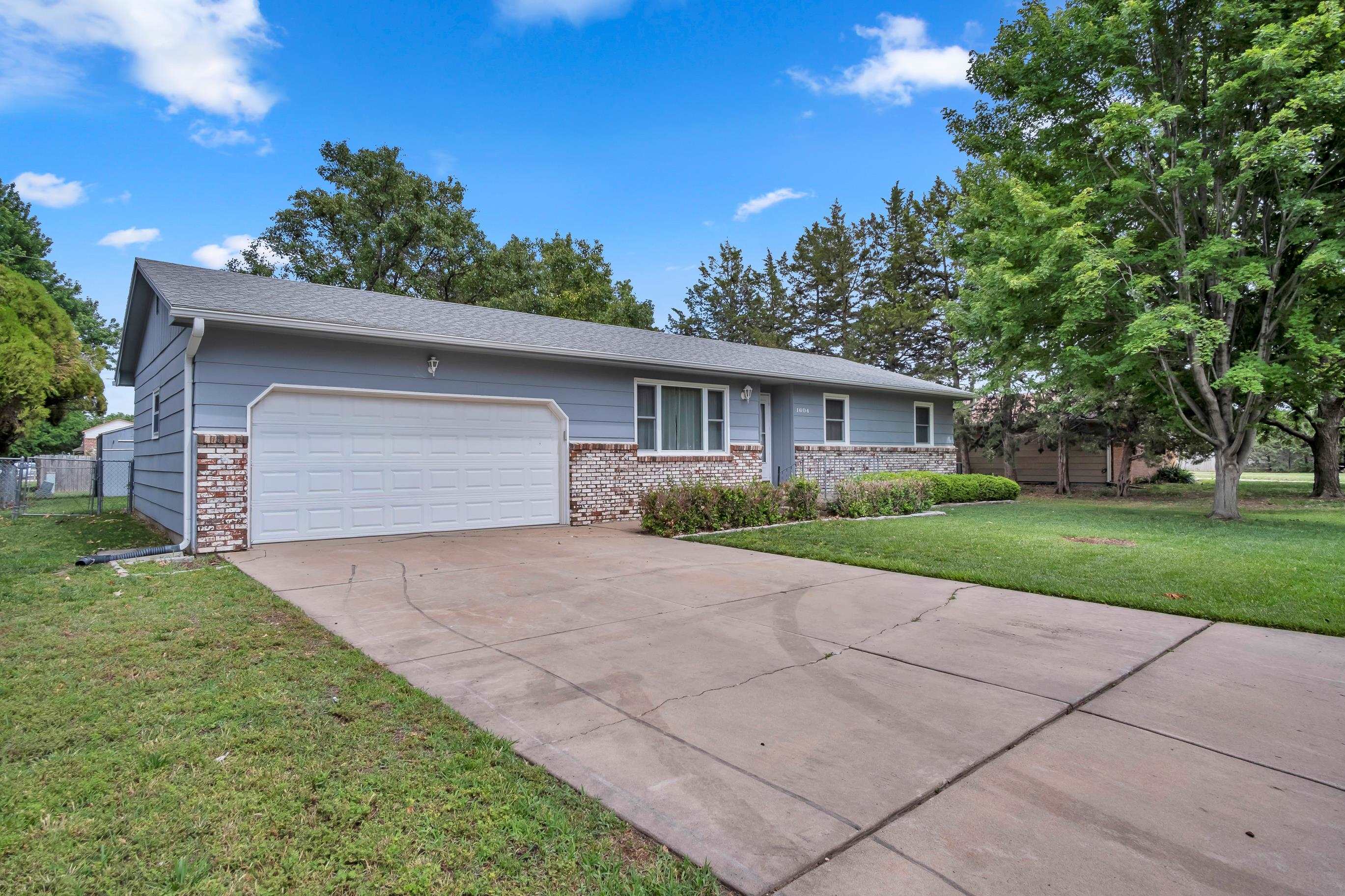 1604 Grandview Court Newton KS 67114