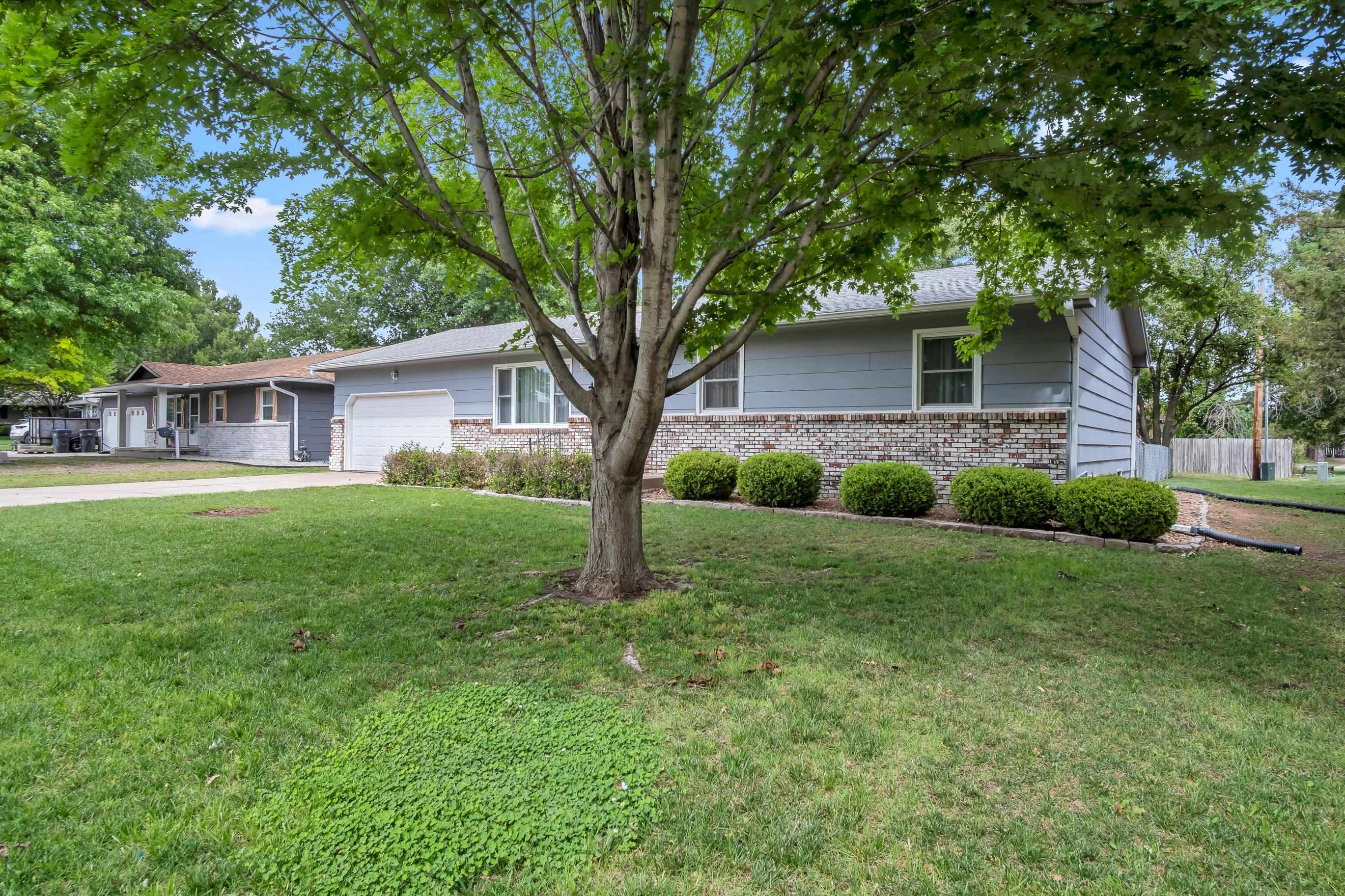 1604 Grandview Court Newton KS 67114