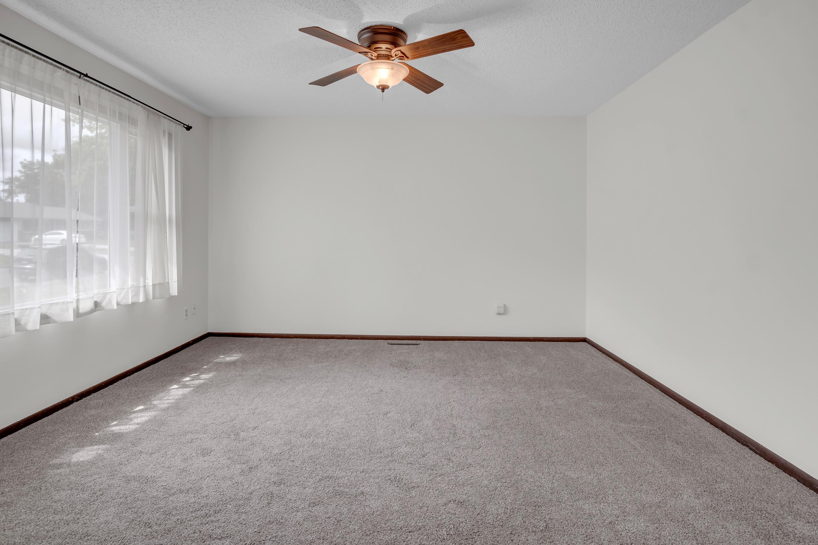 1604 Grandview Court Newton KS 67114
