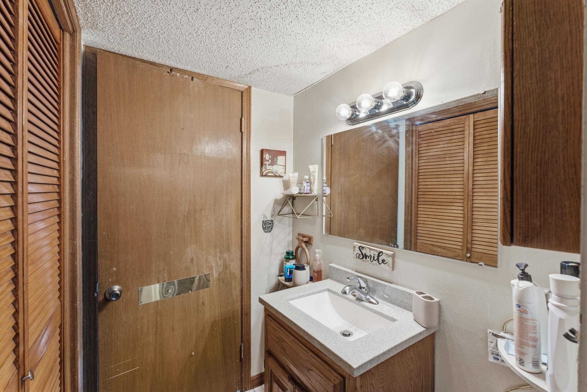453 & 455 S Carlton Wichita KS 67209