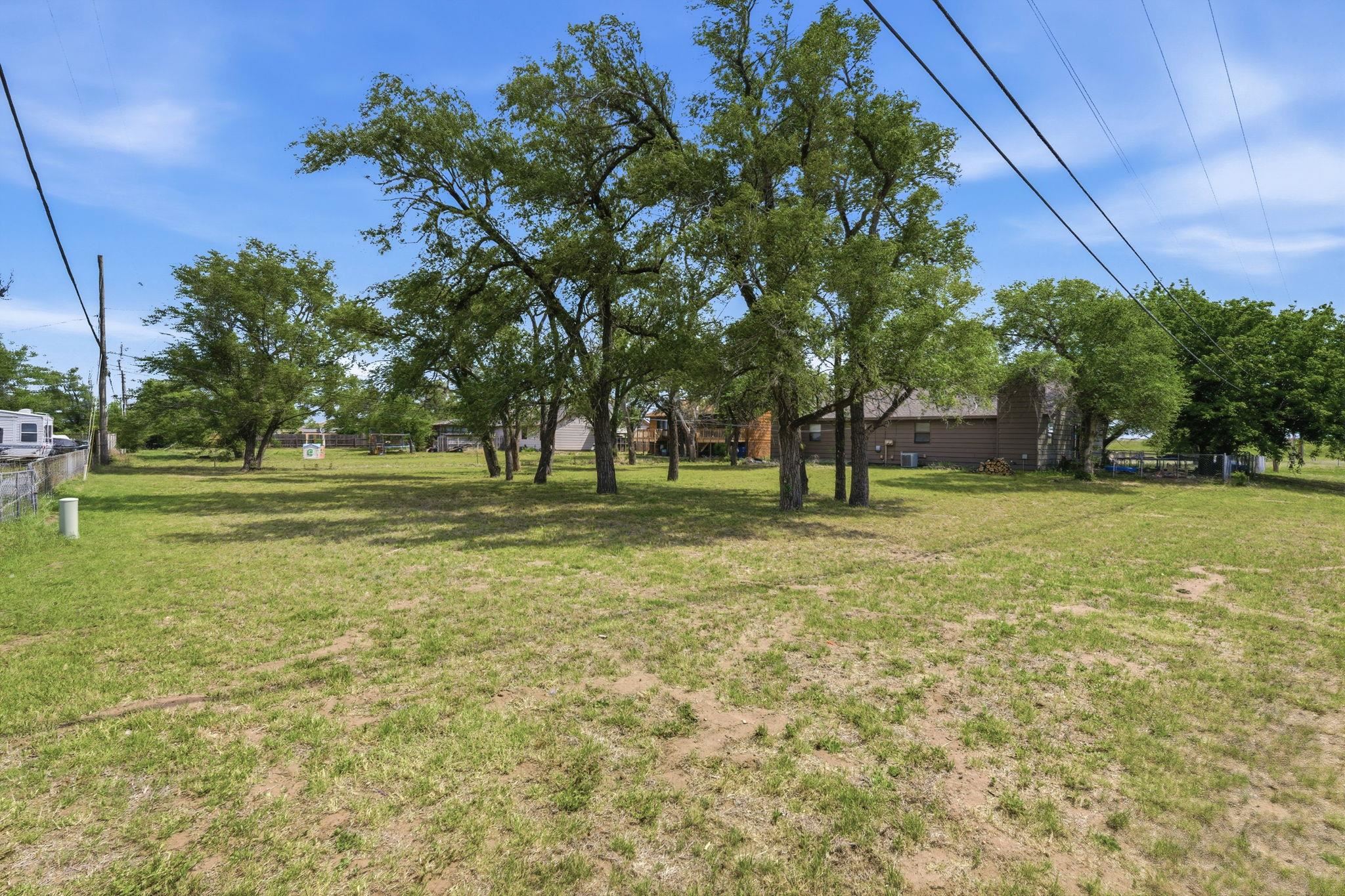 453 & 455 S Carlton Wichita KS 67209