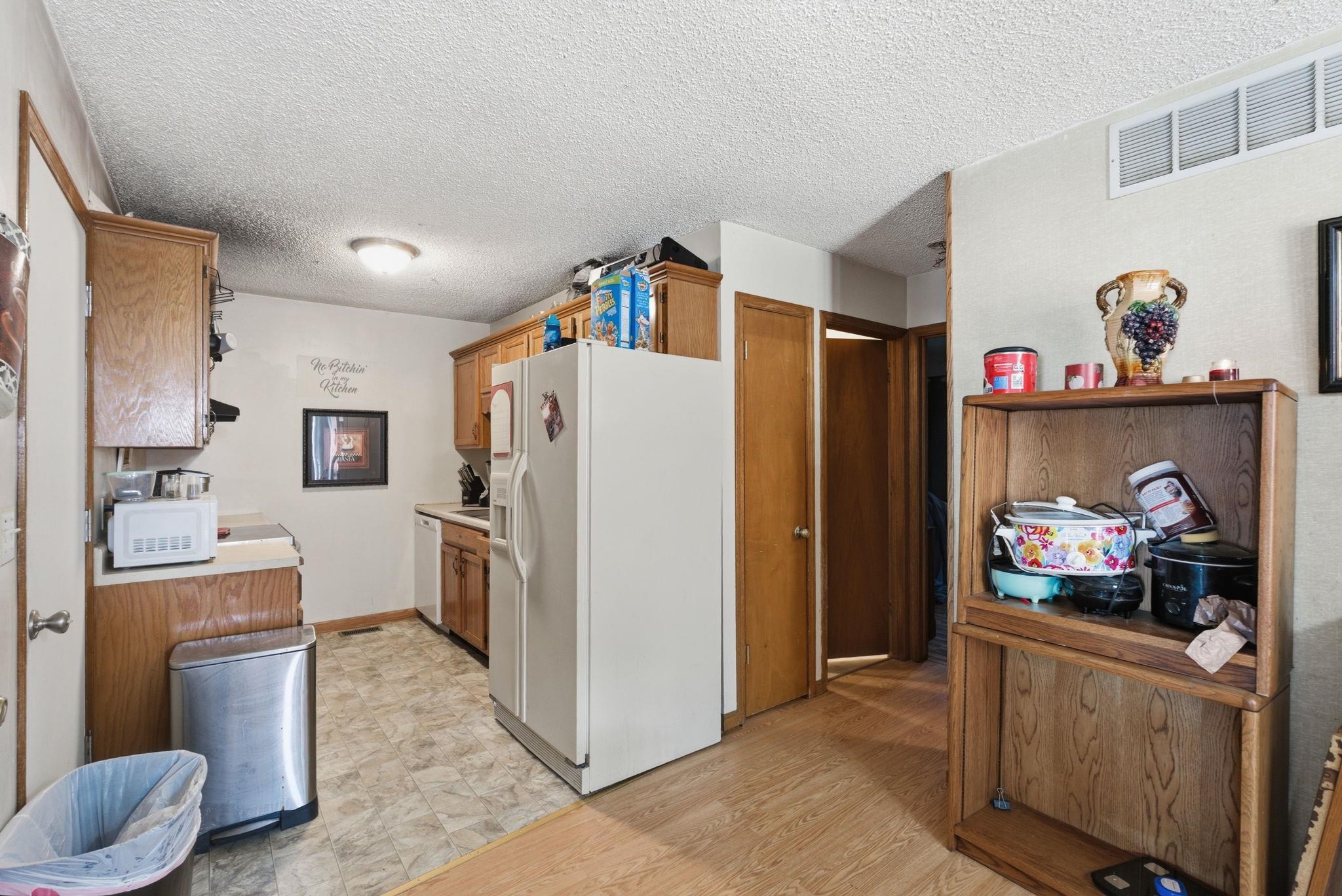 453 & 455 S Carlton Wichita KS 67209