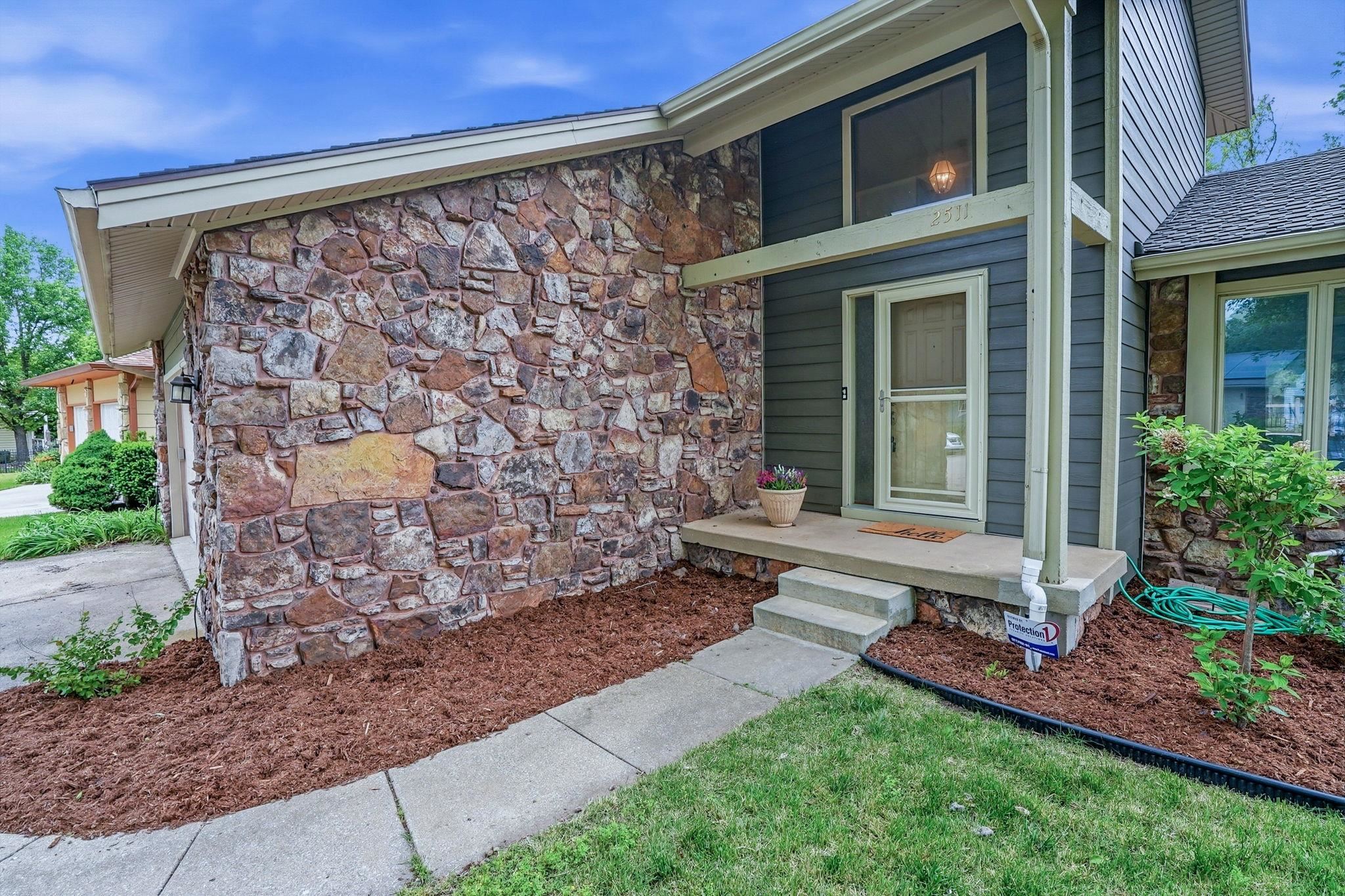 2511 Glacier Drive Wichita KS 67215