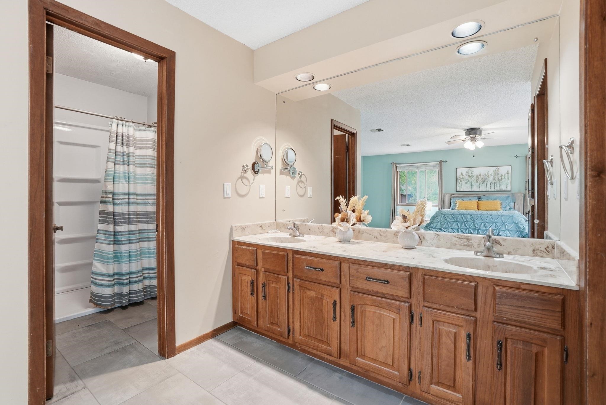 2511 Glacier Drive Wichita KS 67215