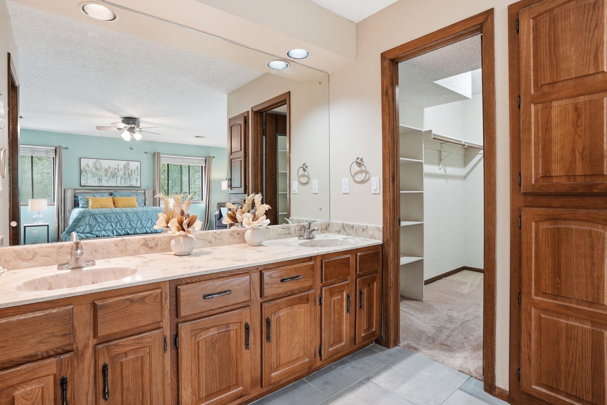 2511 Glacier Drive Wichita KS 67215