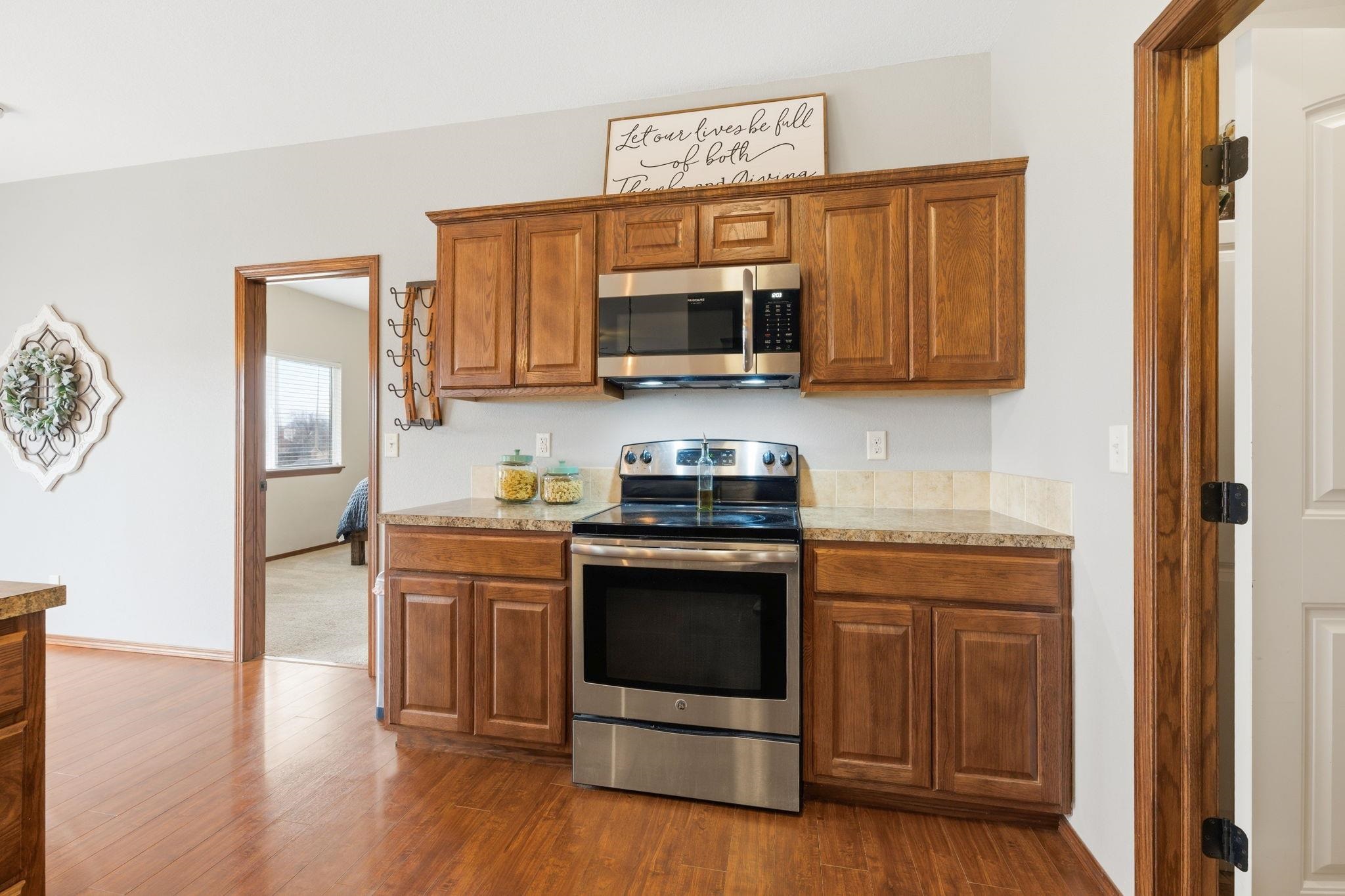 2402 S Fieldcrest Wichita KS 67215