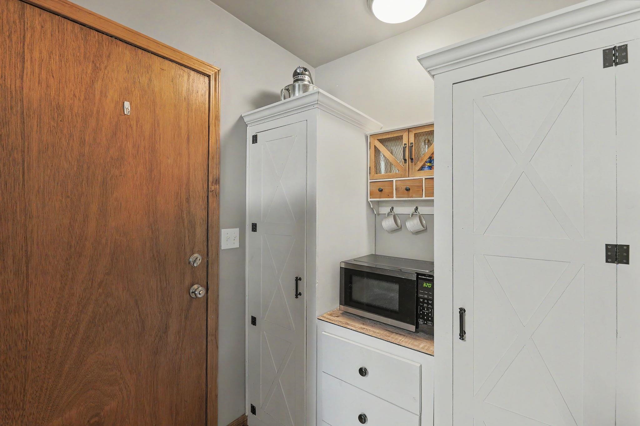 416 N Dexter Valley Center KS 67147