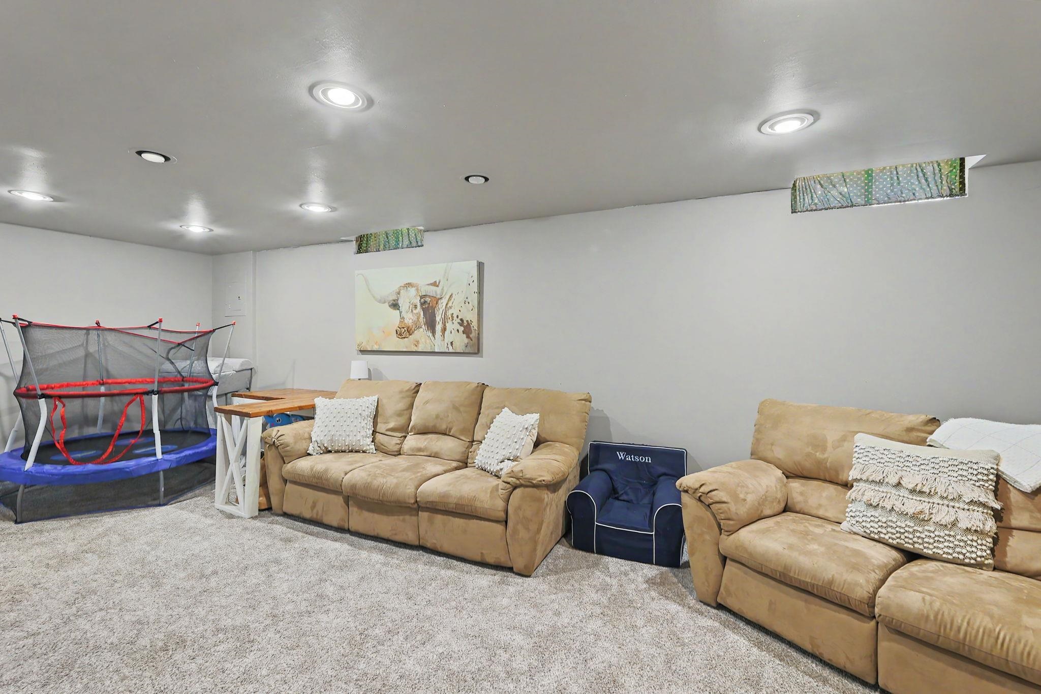 416 N Dexter Valley Center KS 67147