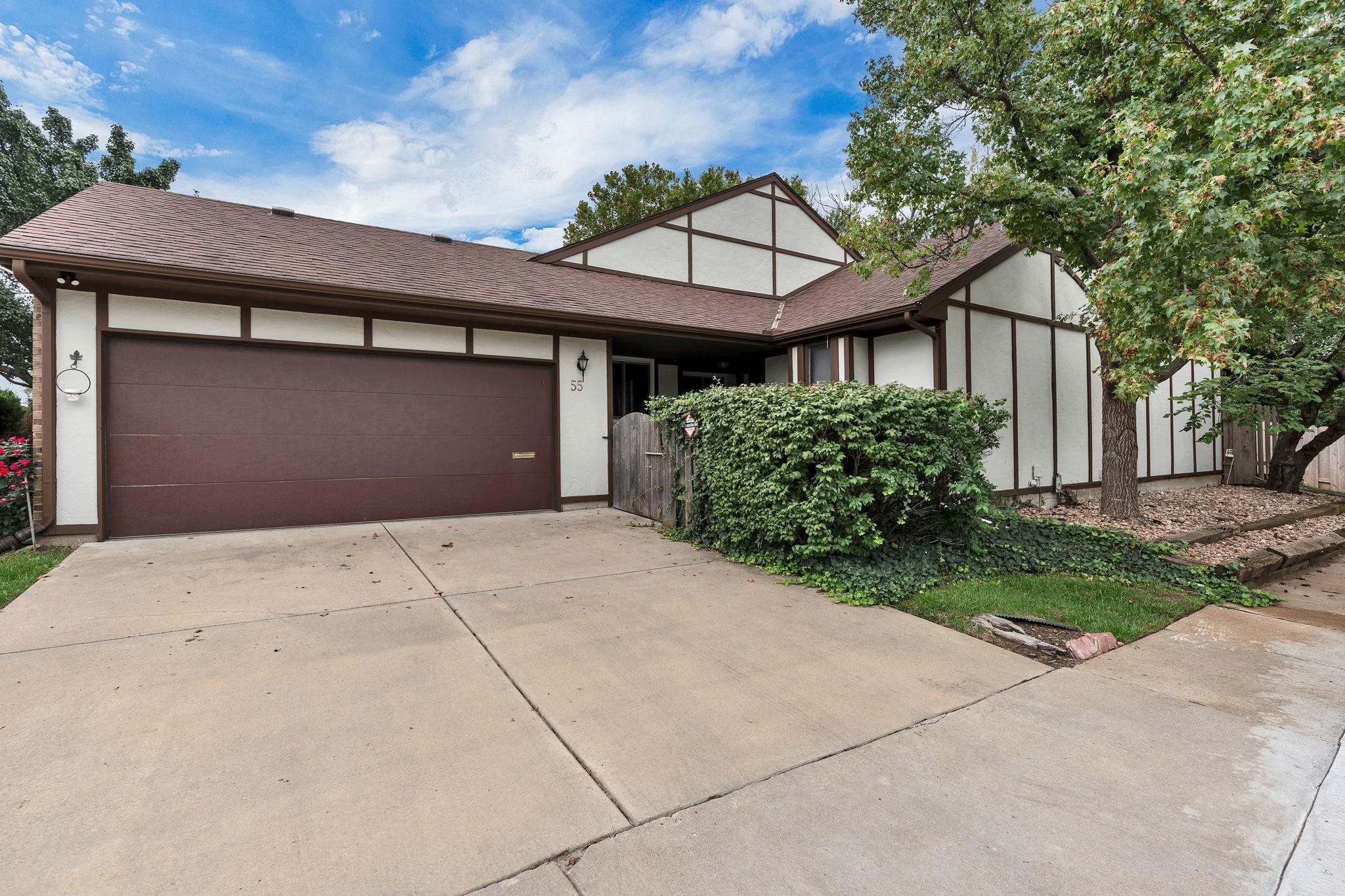 Wichita KS, 641 N Woodlawn Street, Unit #55