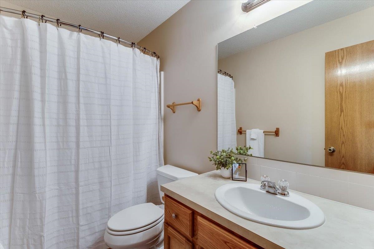 1378 N Aksarben Court Wichita KS 67235