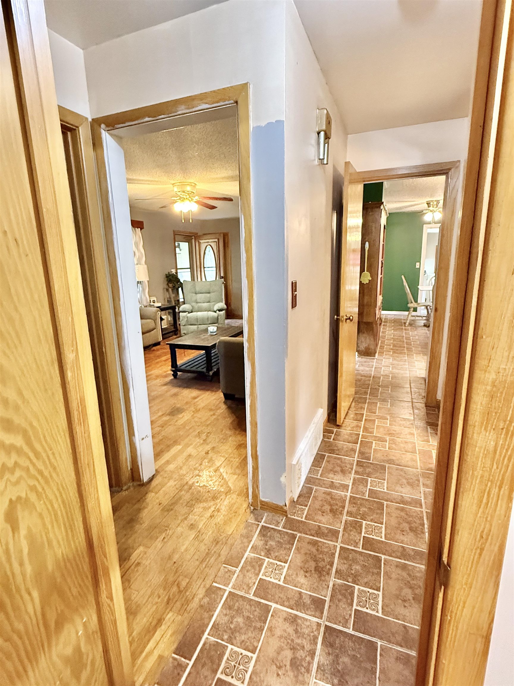 110 W 23rd Street North Newton KS 67117-8047