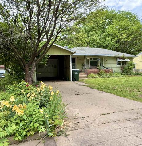 110 W 23rd Street North Newton KS 67117-8047