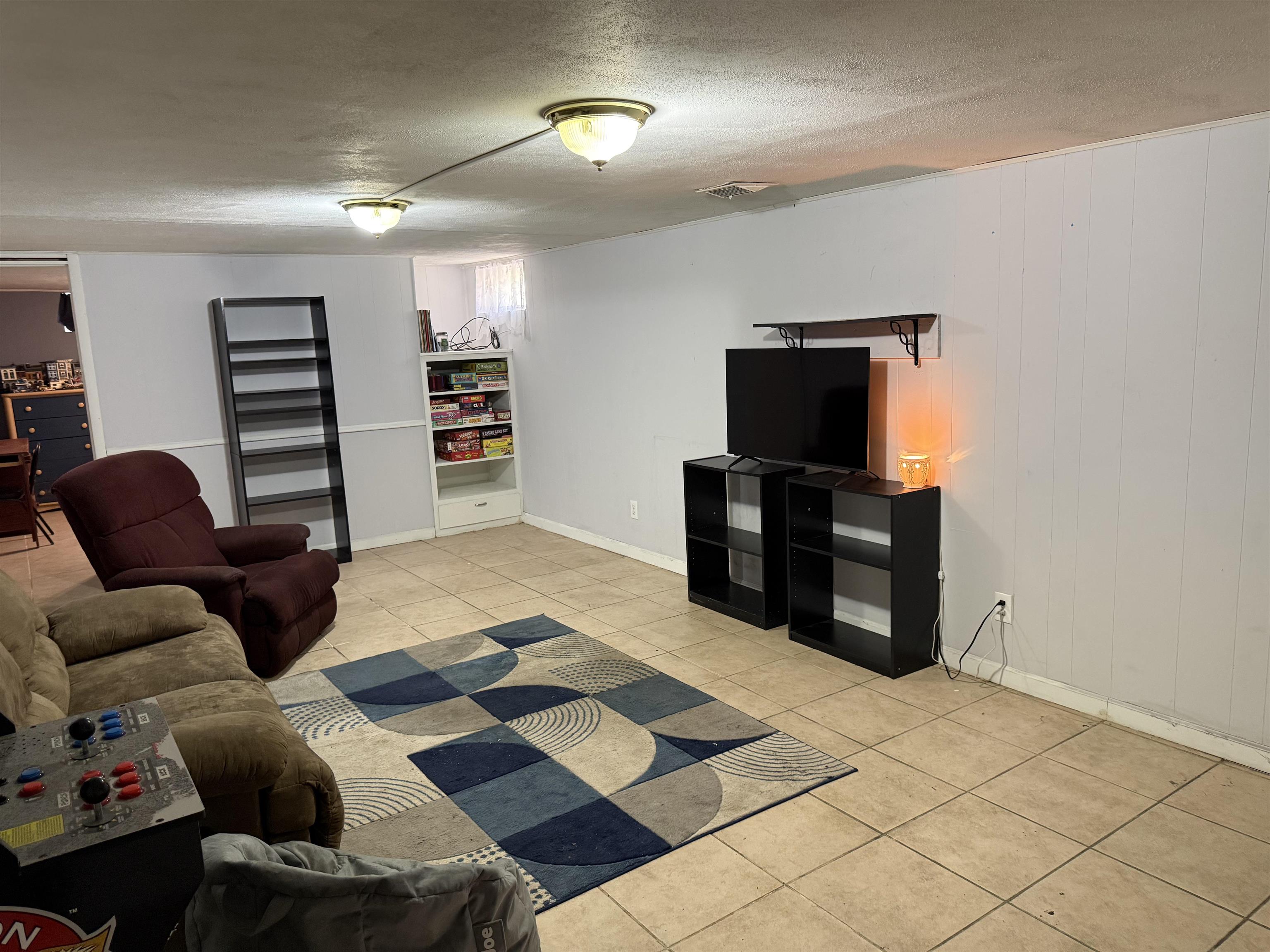 110 W 23rd Street North Newton KS 67117-8047