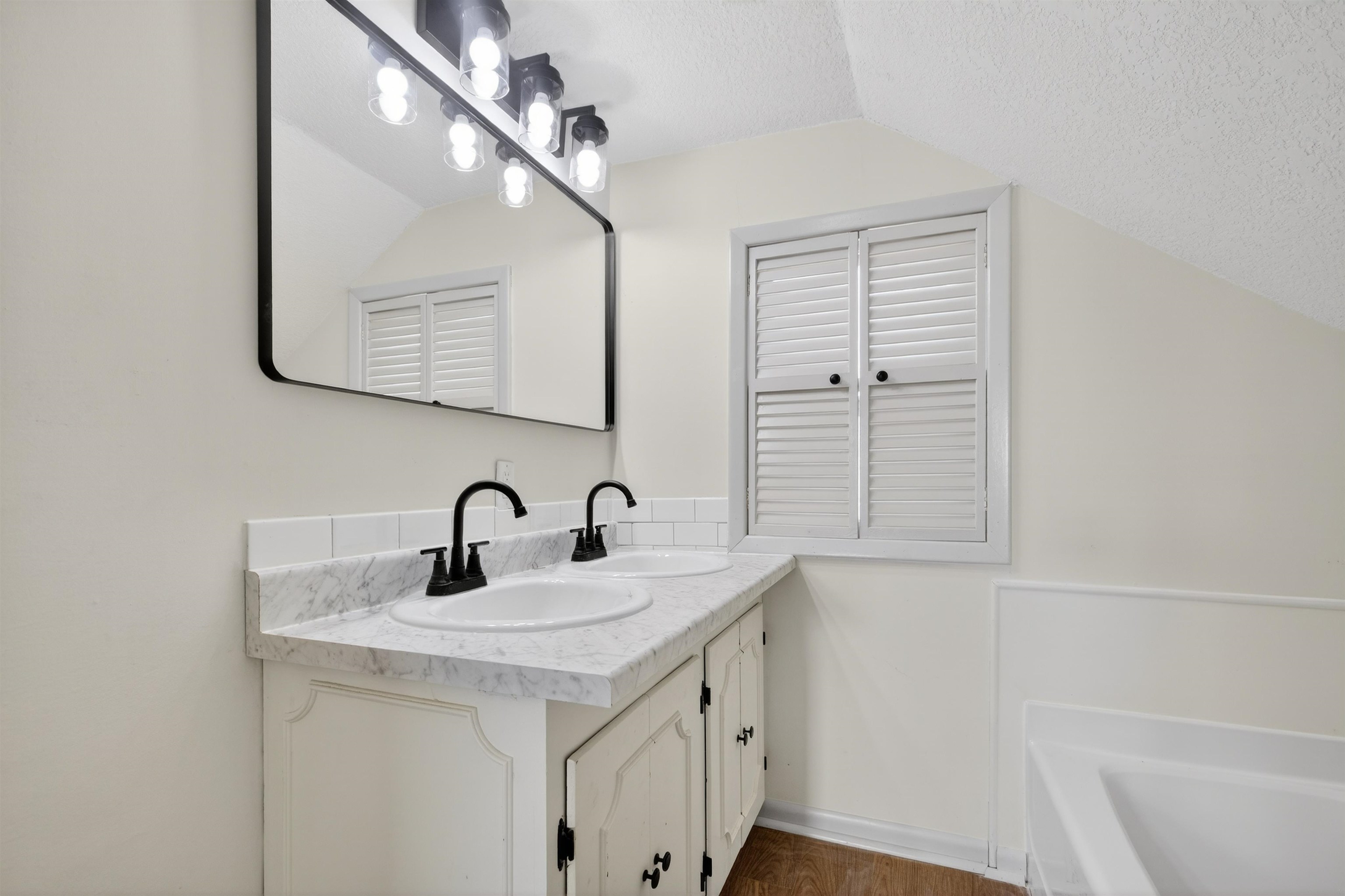 112 N Emporia El Dorado KS 67042