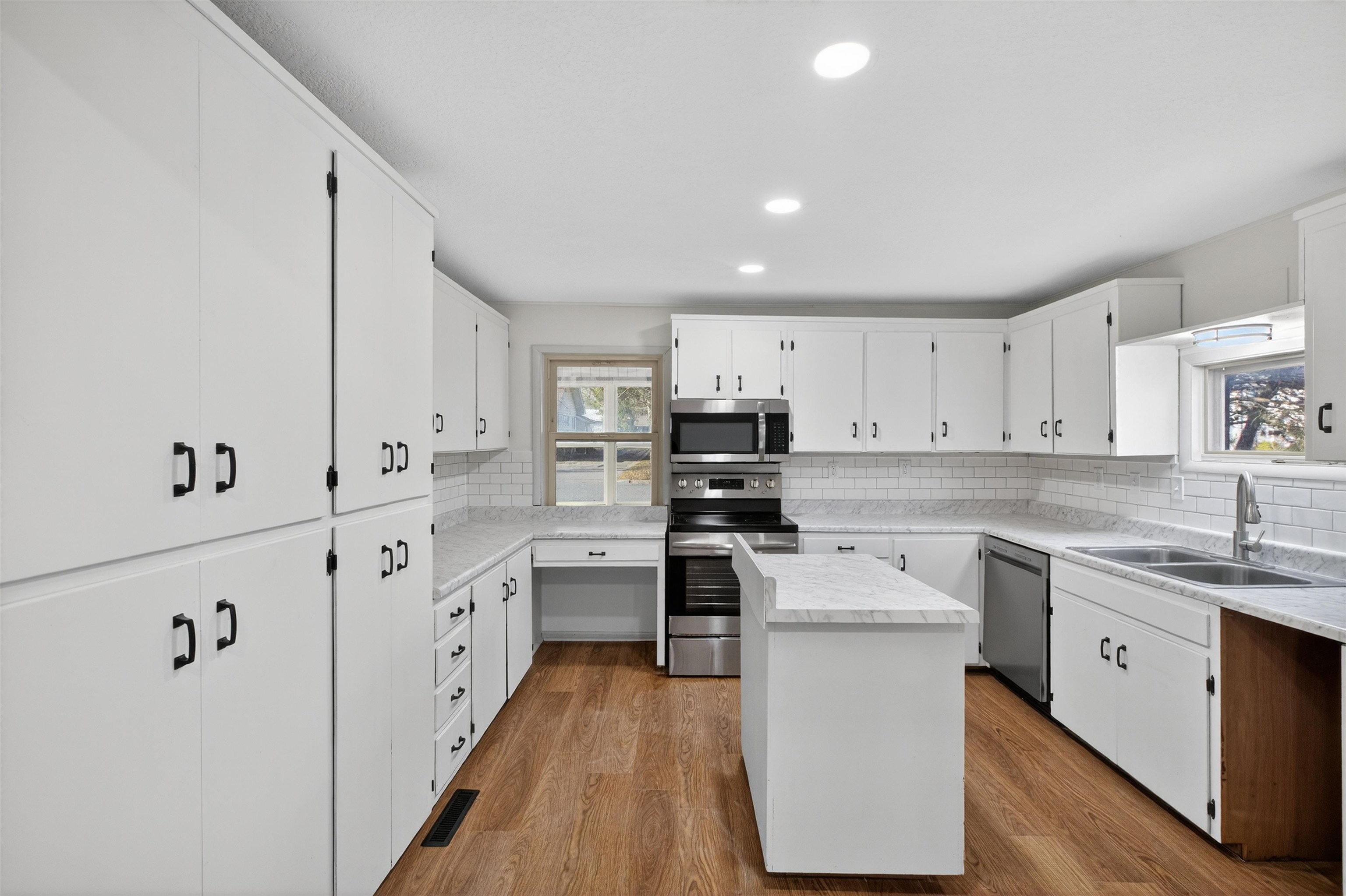 112 N Emporia El Dorado KS 67042