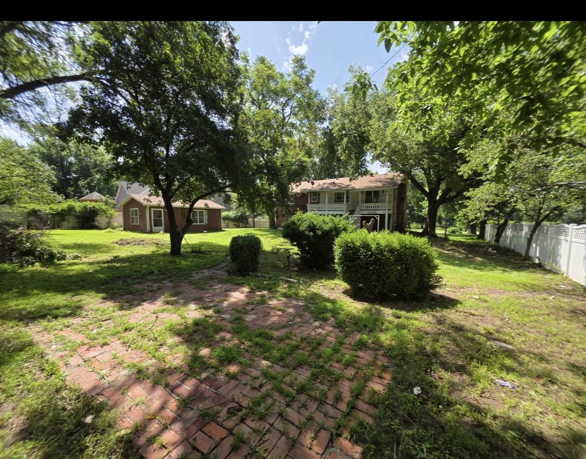 424 Arbor View Drive Belle Plaine KS 67013