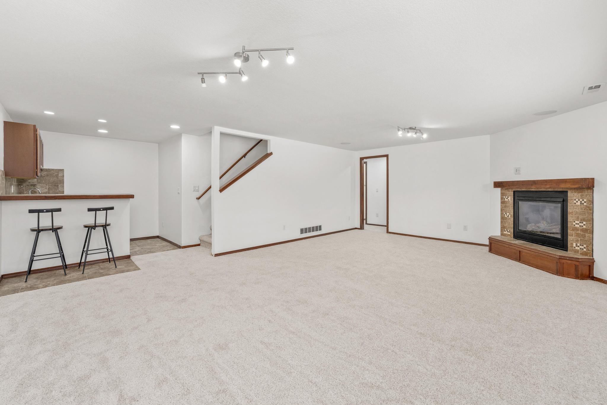 5334 N Rock Spring Street Bel Aire KS 67226