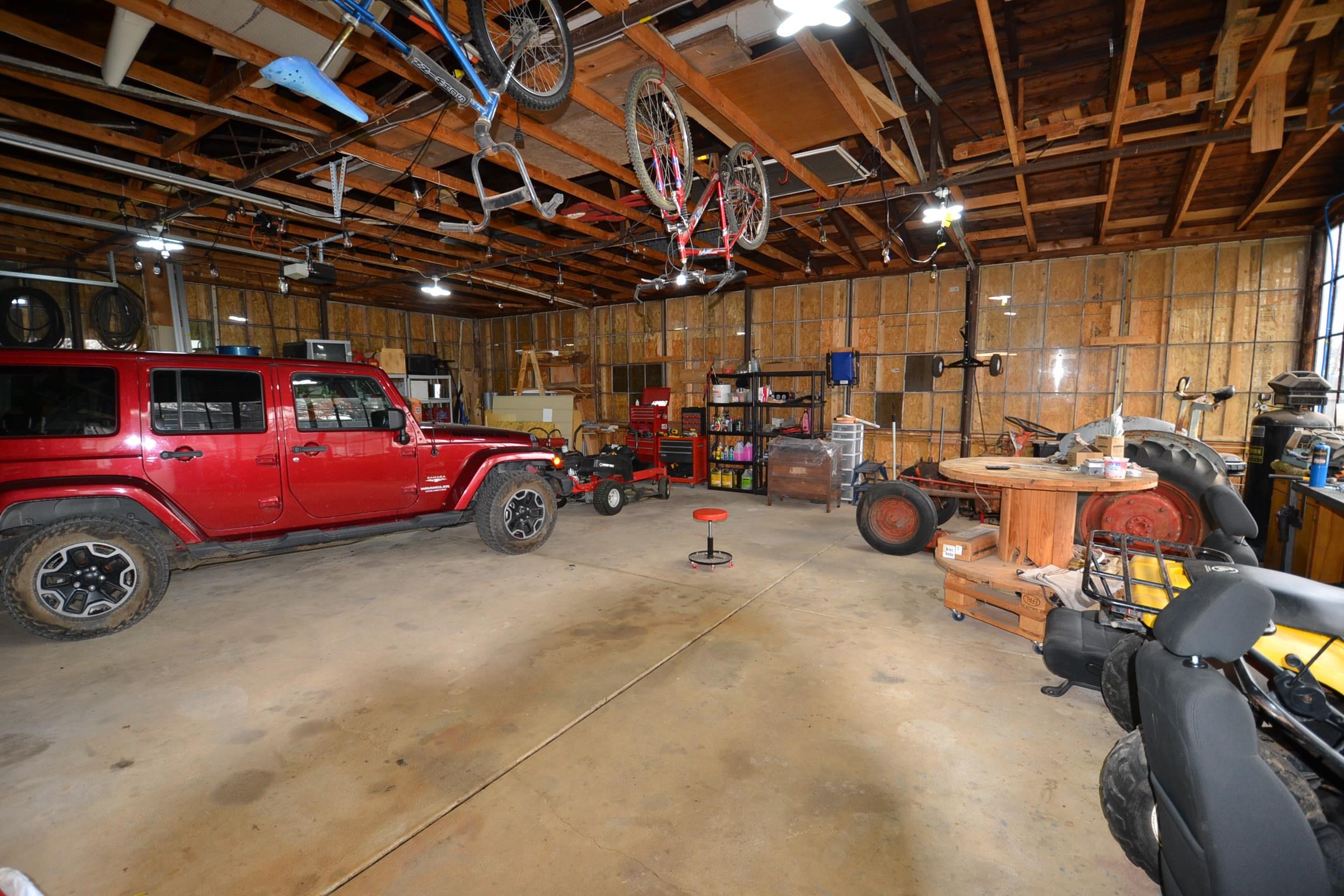 19 N High Point Road Valley Center KS 67147