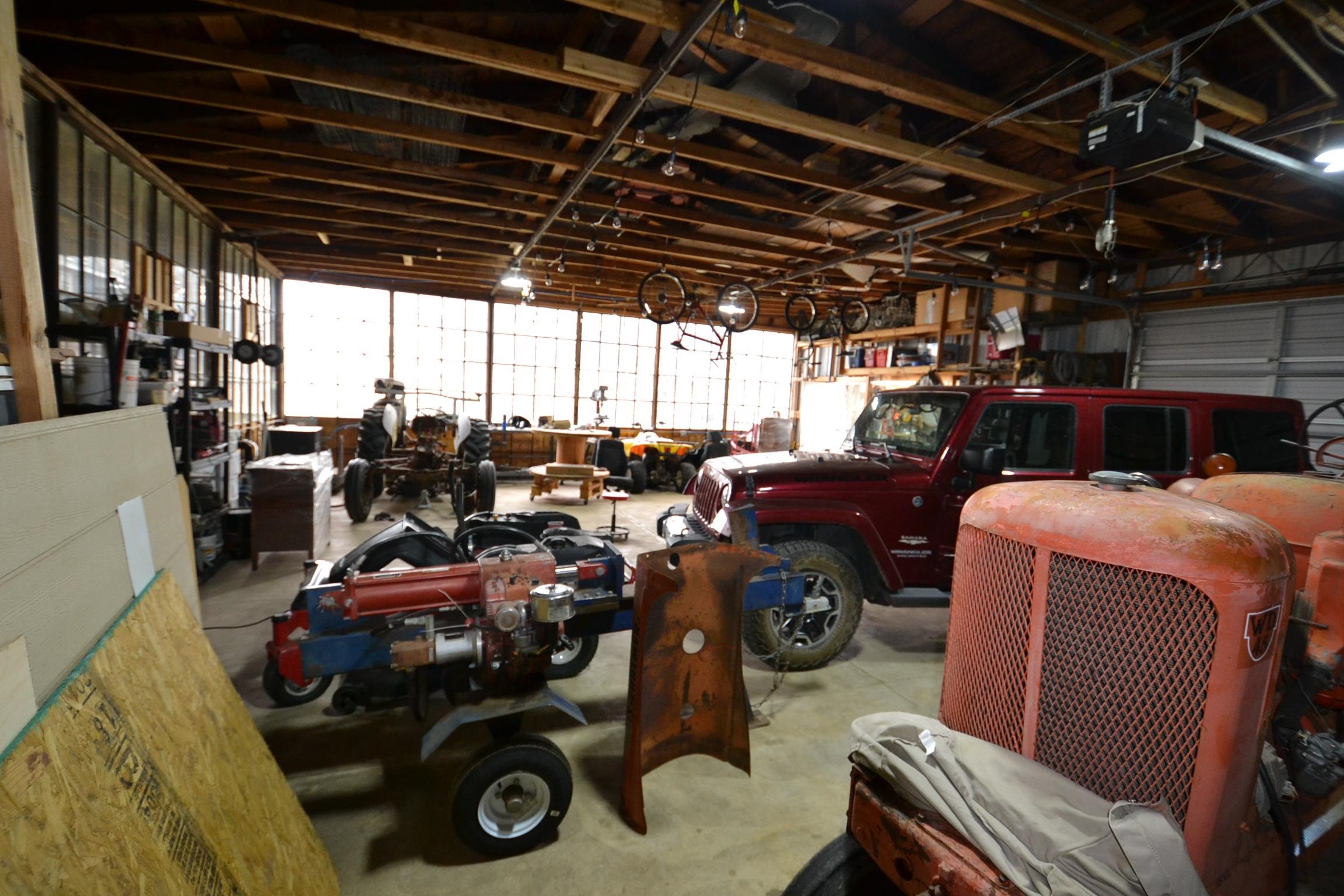 19 N High Point Road Valley Center KS 67147