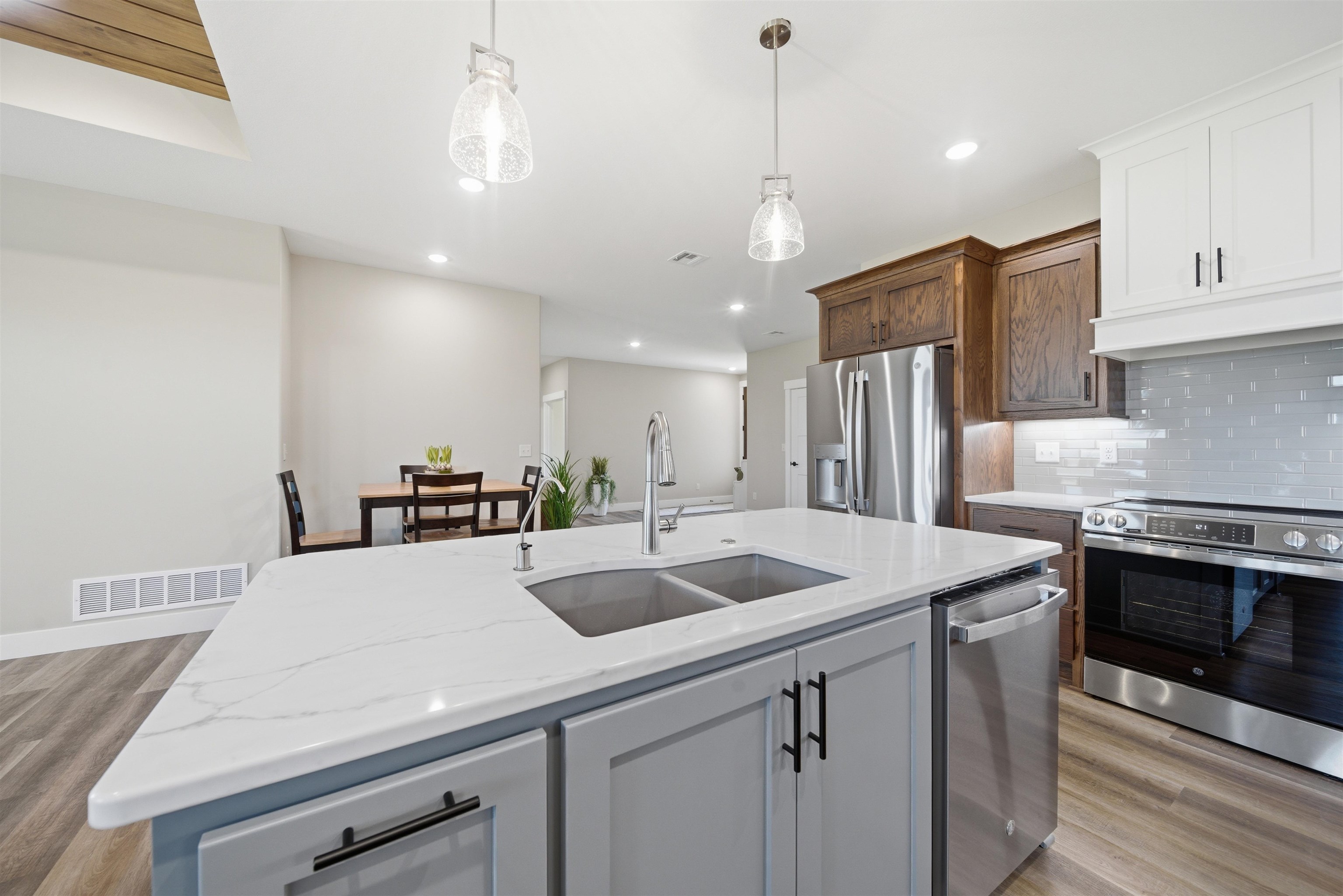 1602 S Dove Place Goddard KS 67052