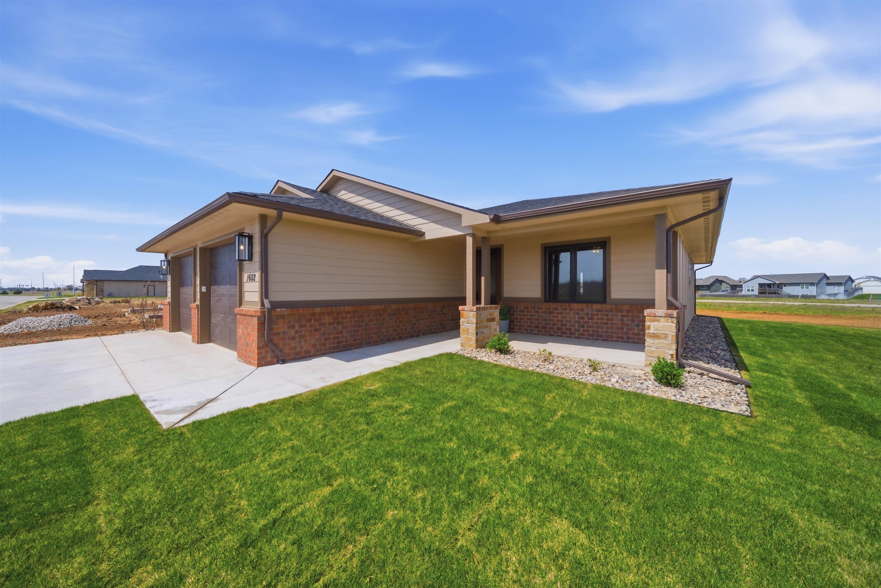 1602 S Dove Place Goddard KS 67052