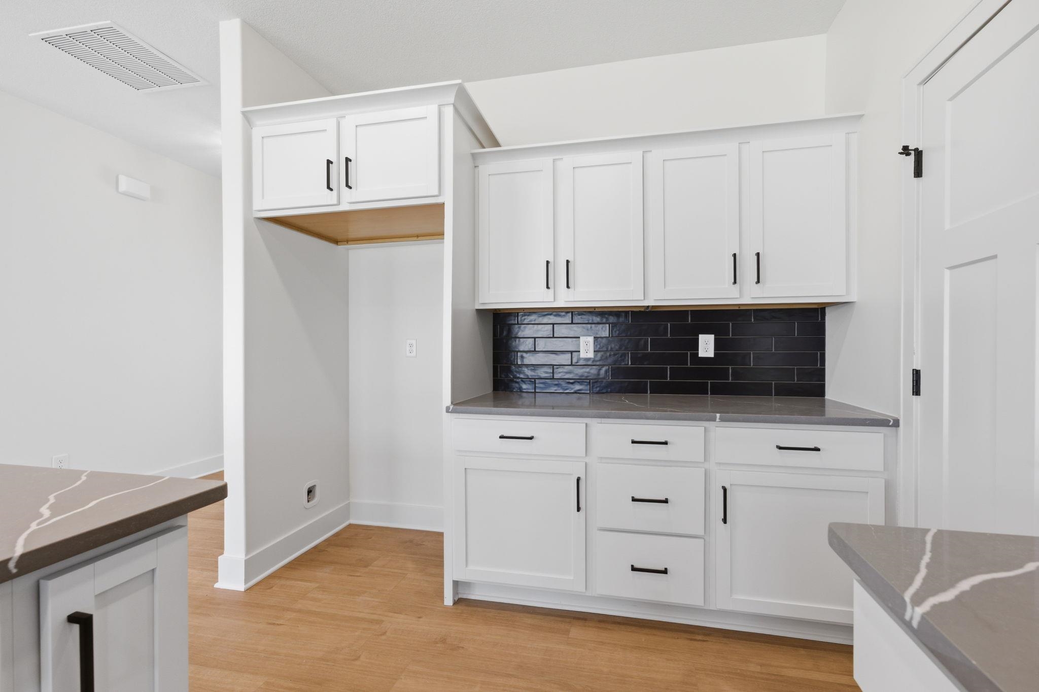 514 E Elmwood Street Park City KS 67147-1124