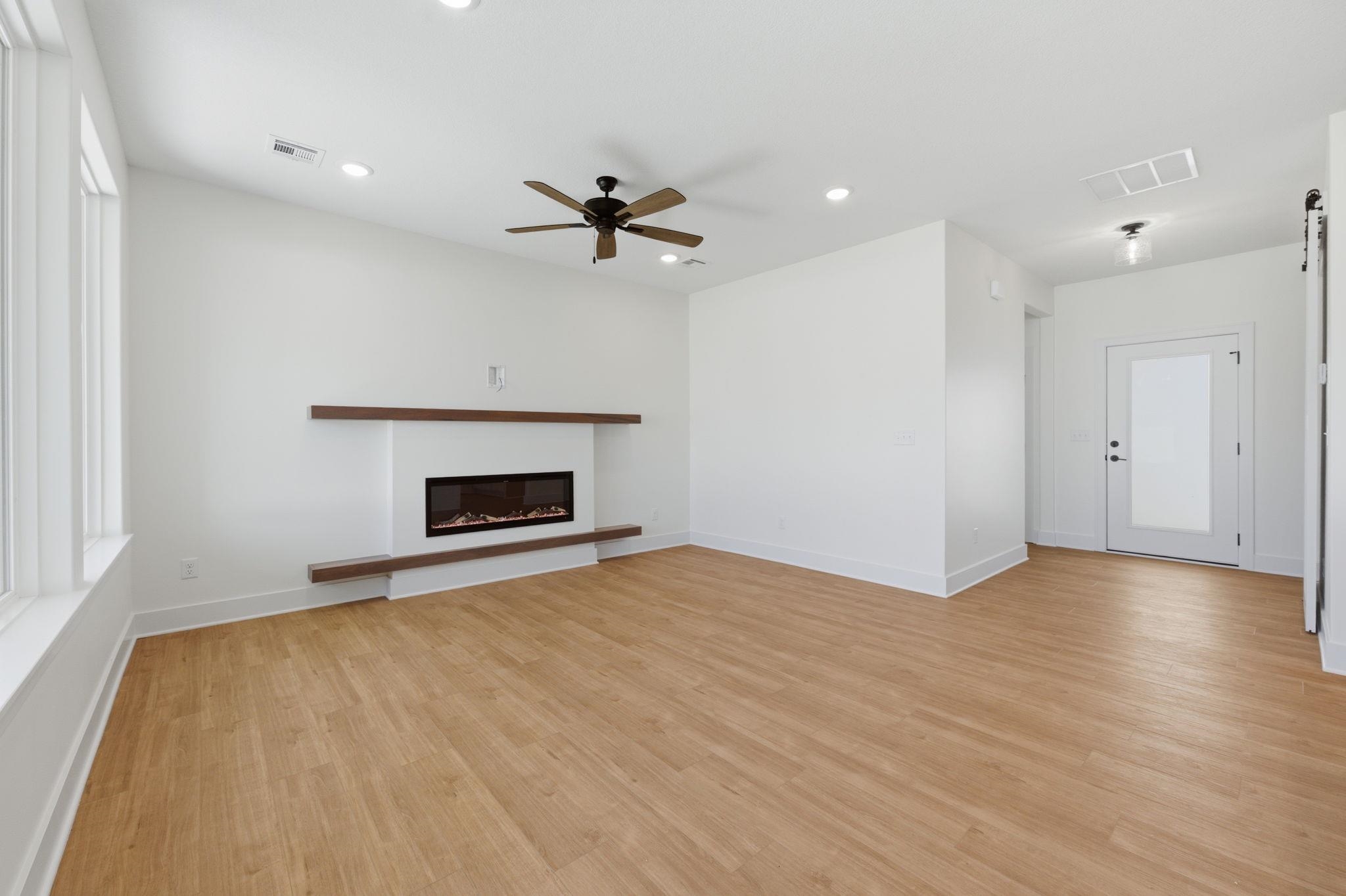 514 E Elmwood Street Park City KS 67147-1124