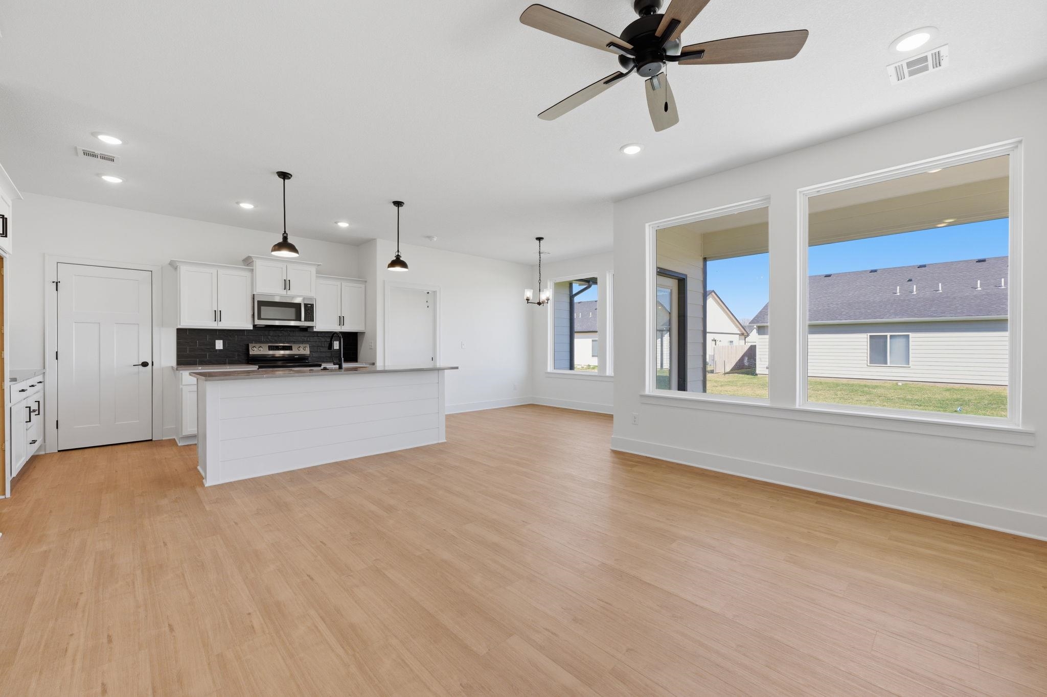 514 E Elmwood Street Park City KS 67147-1124