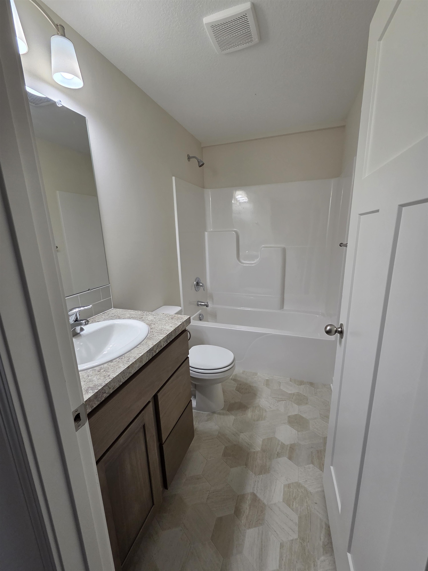 214 Summer Court Newton KS 67114