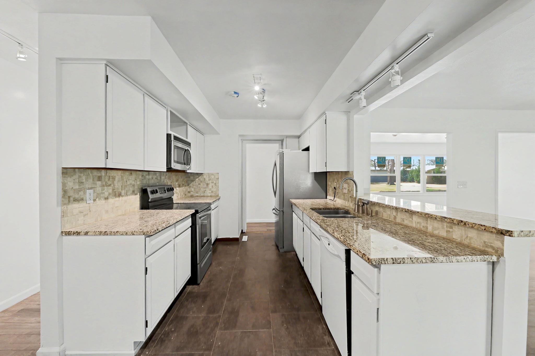 8026 E Morningside Street Wichita KS 67207
