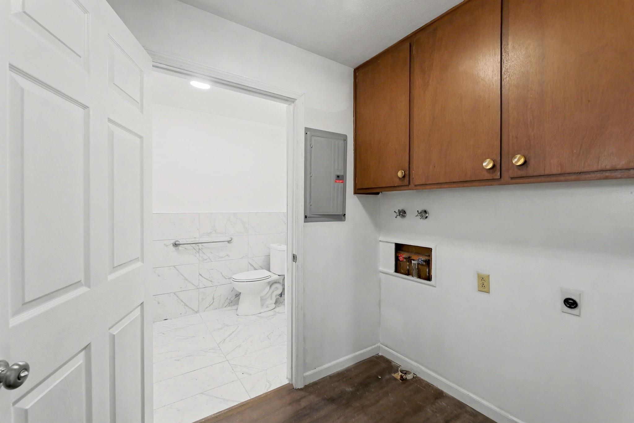8026 E Morningside Street Wichita KS 67207