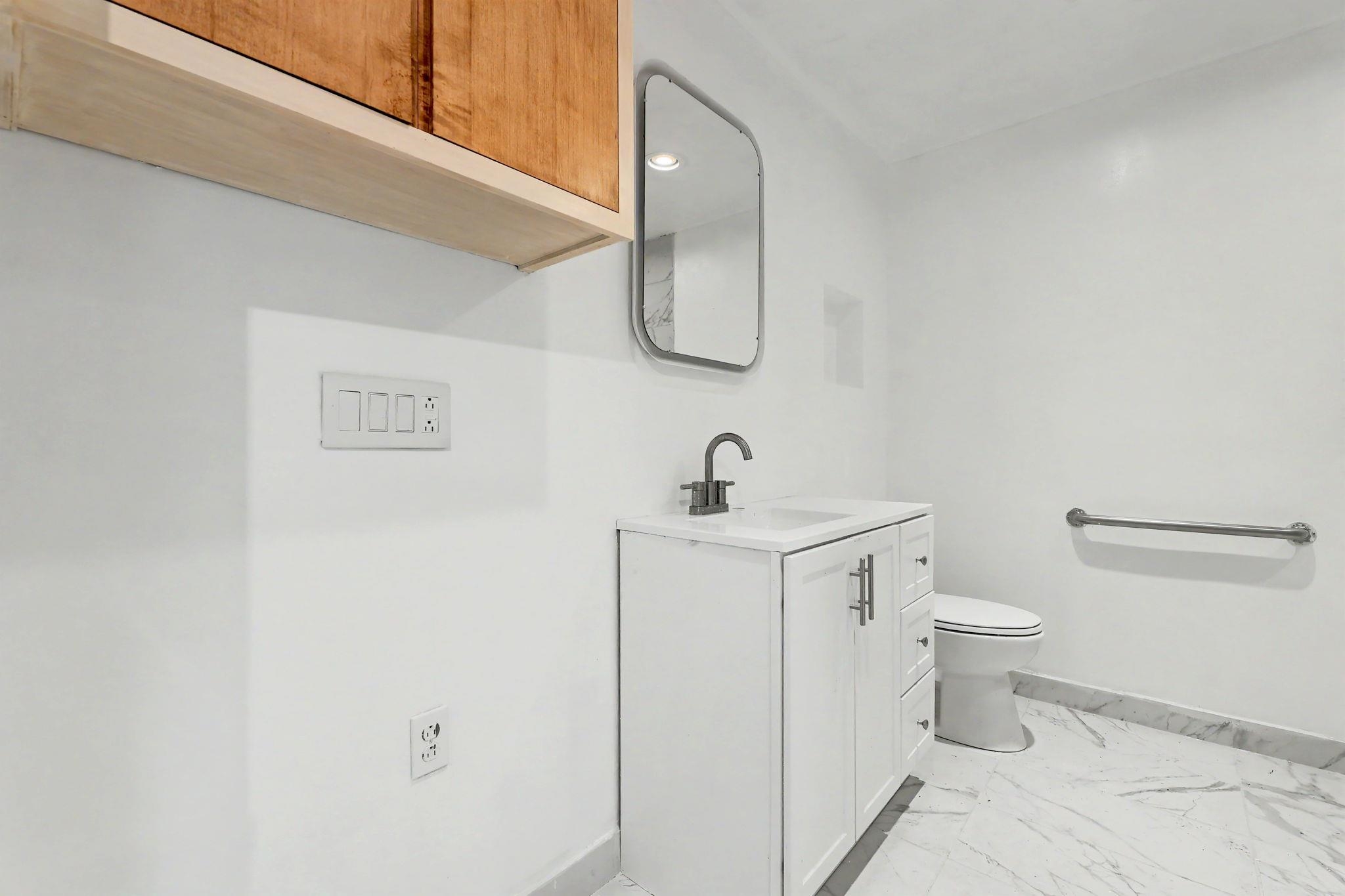 8026 E Morningside Street Wichita KS 67207